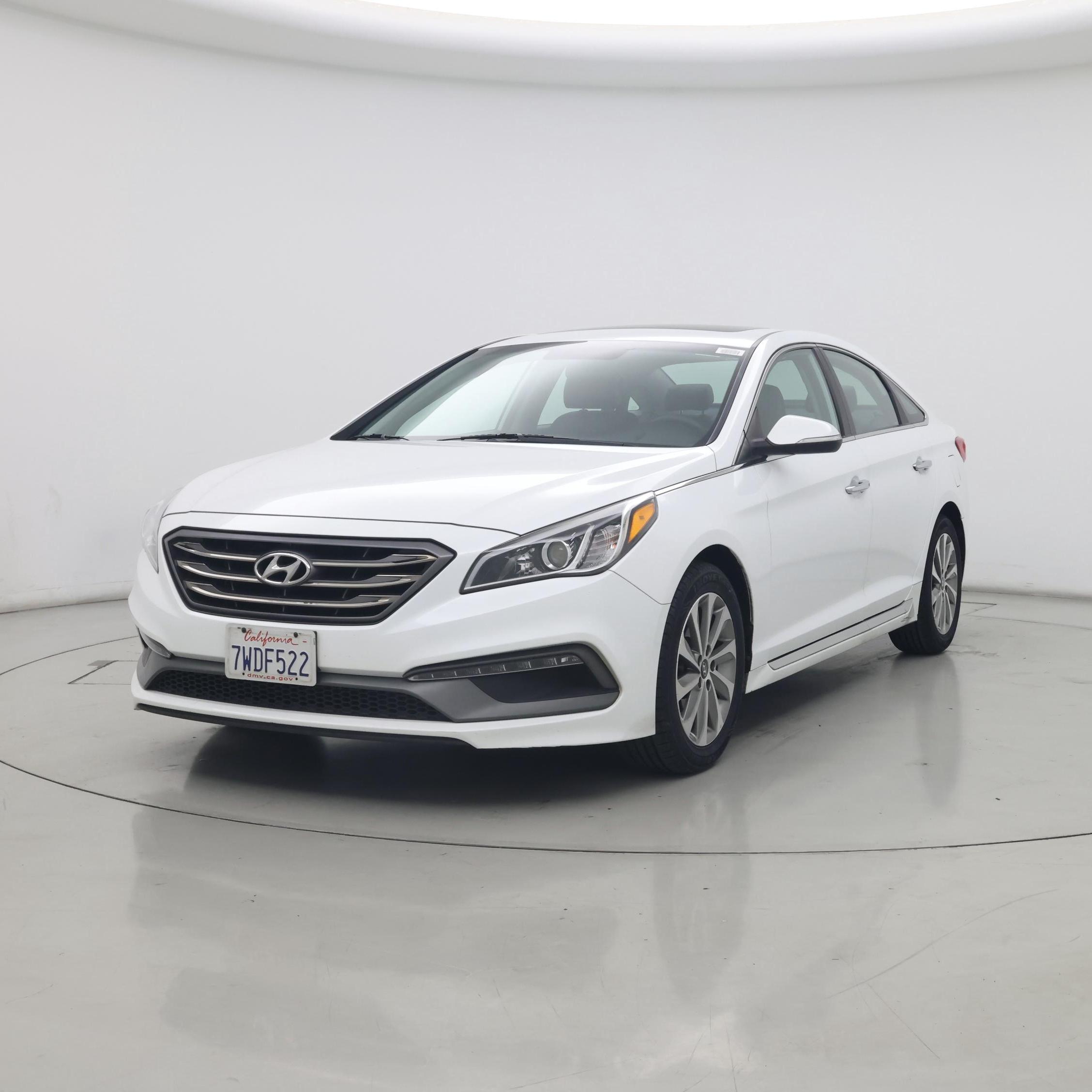 Thumbnail: 2017 Hyundai Sonata - 4