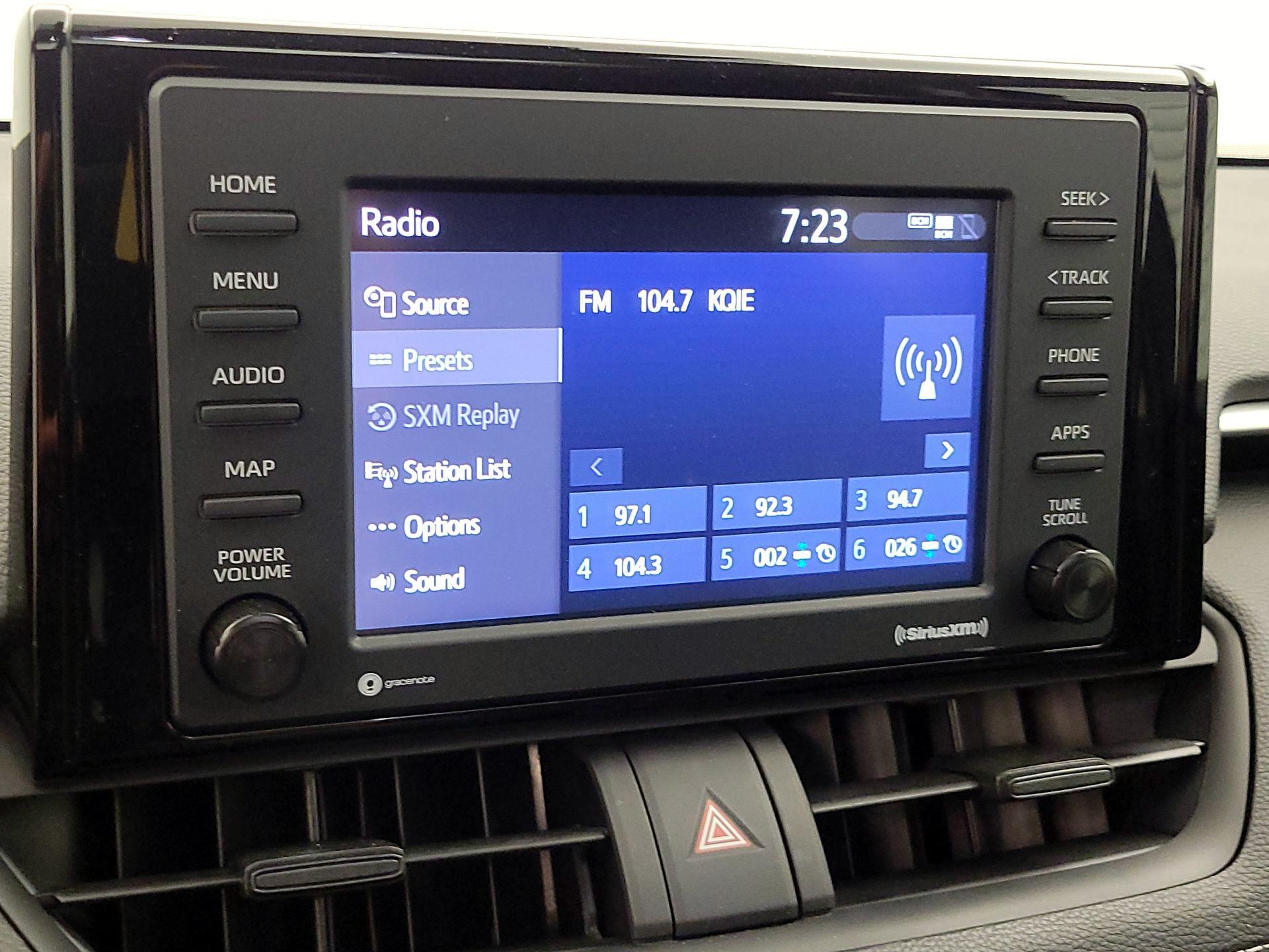 Thumbnail: 2022 Toyota RAV4 - 15