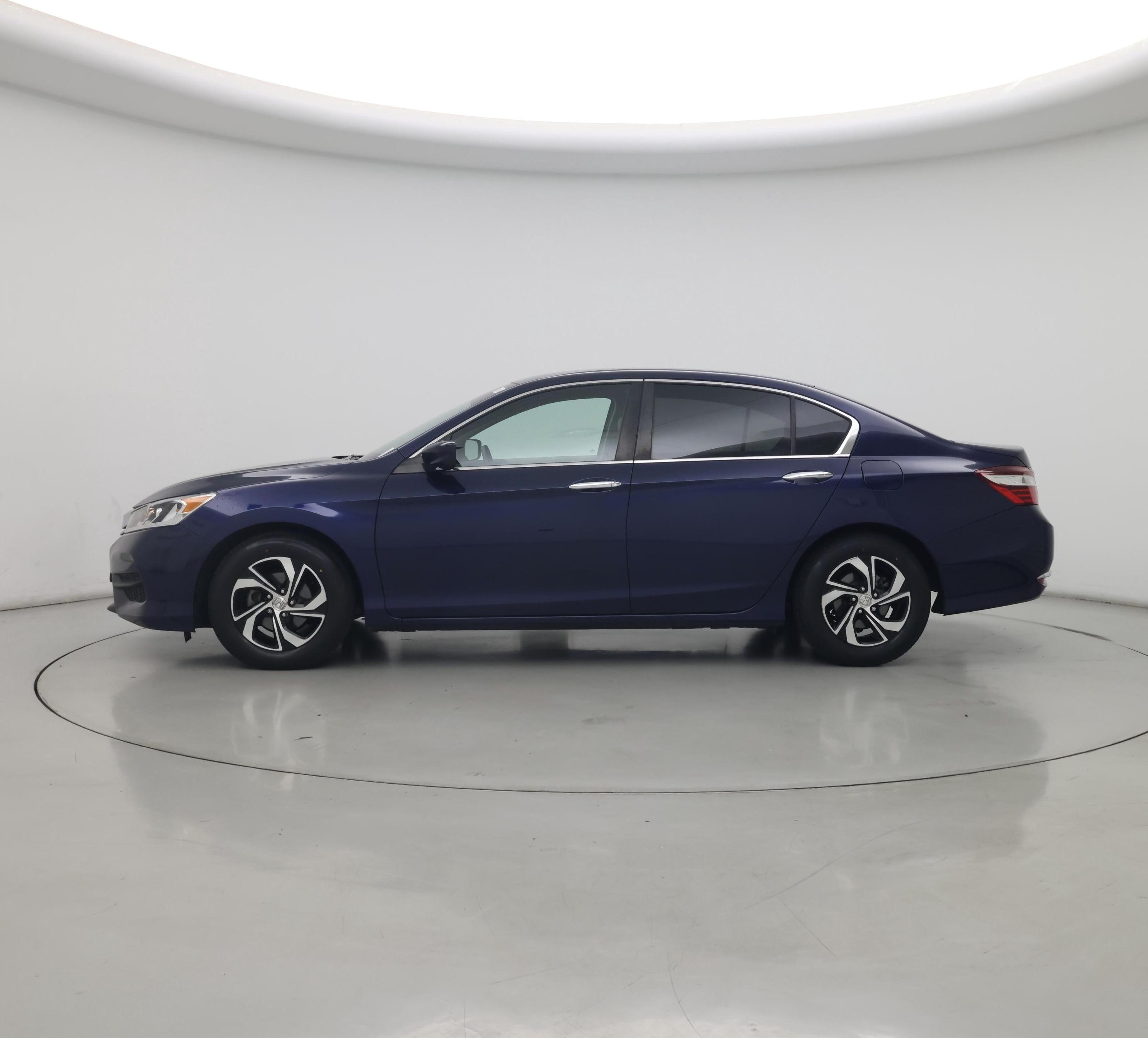 Thumbnail: 2017 Honda Accord - 3