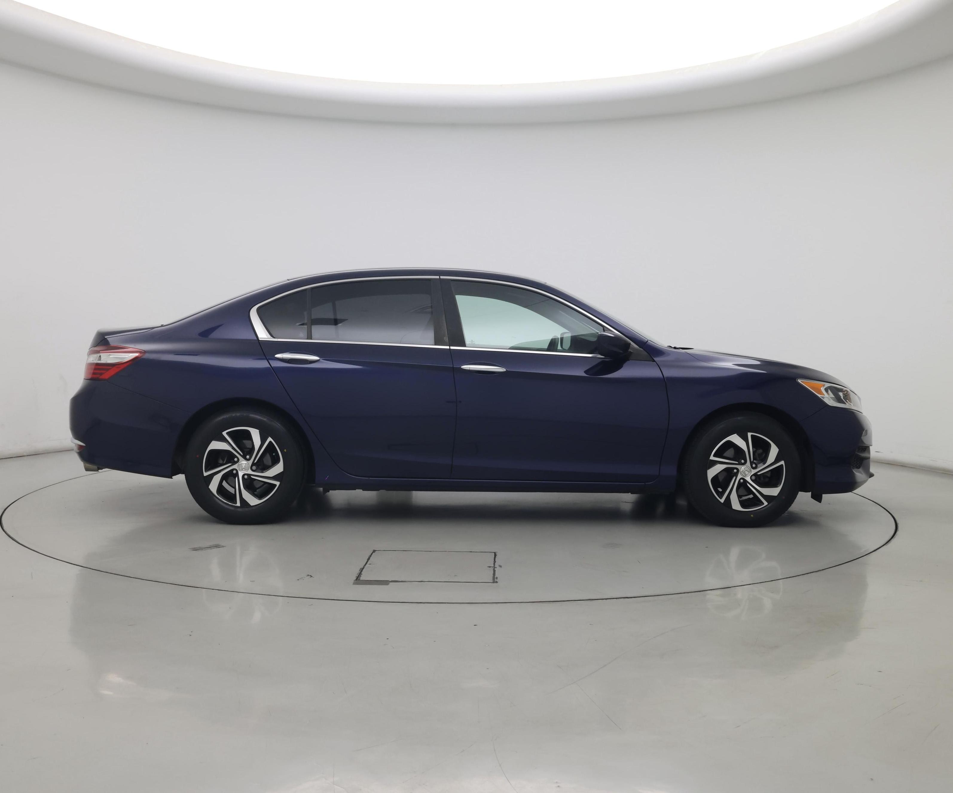 Thumbnail: 2017 Honda Accord - 7