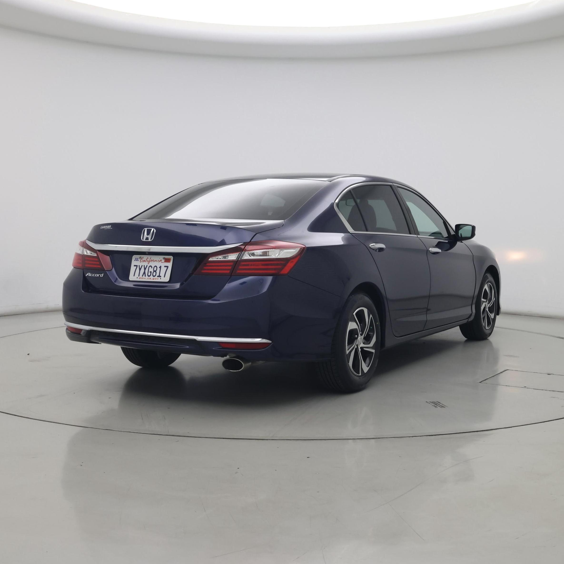 Thumbnail: 2017 Honda Accord - 8