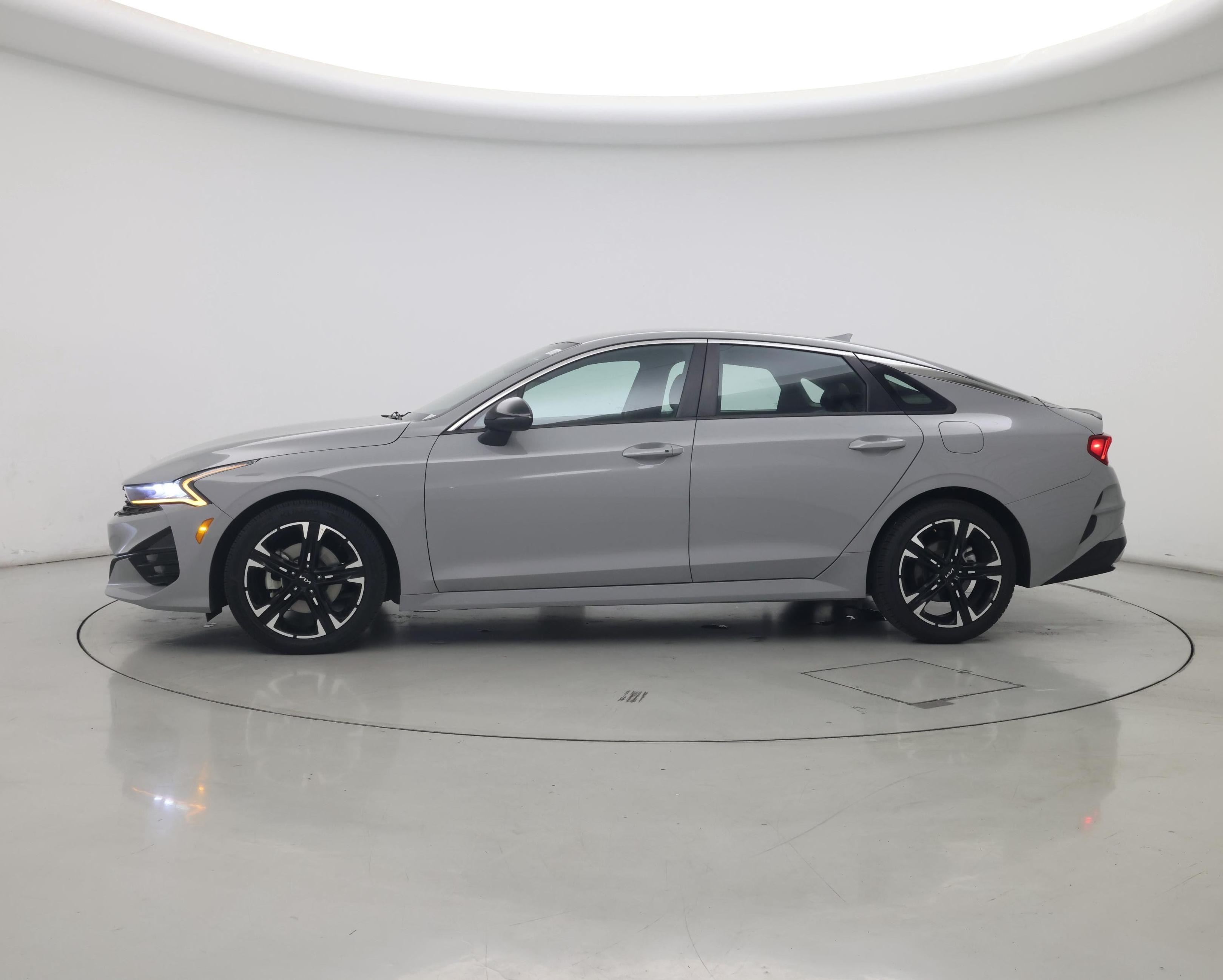 Thumbnail: 2022 Kia K5 - 3