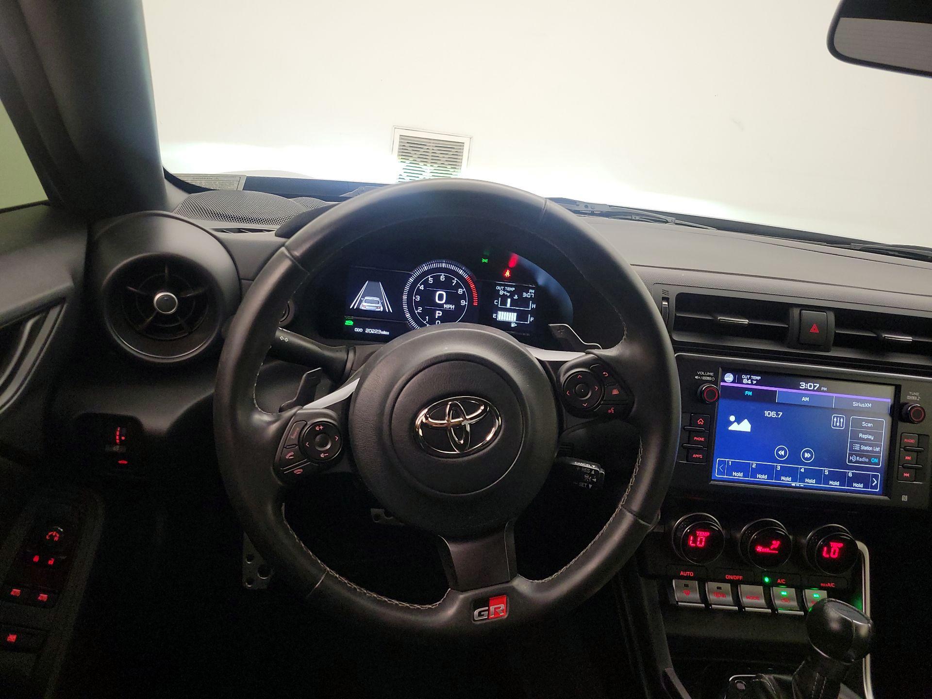 Thumbnail: 2023 Toyota GR86 - 10
