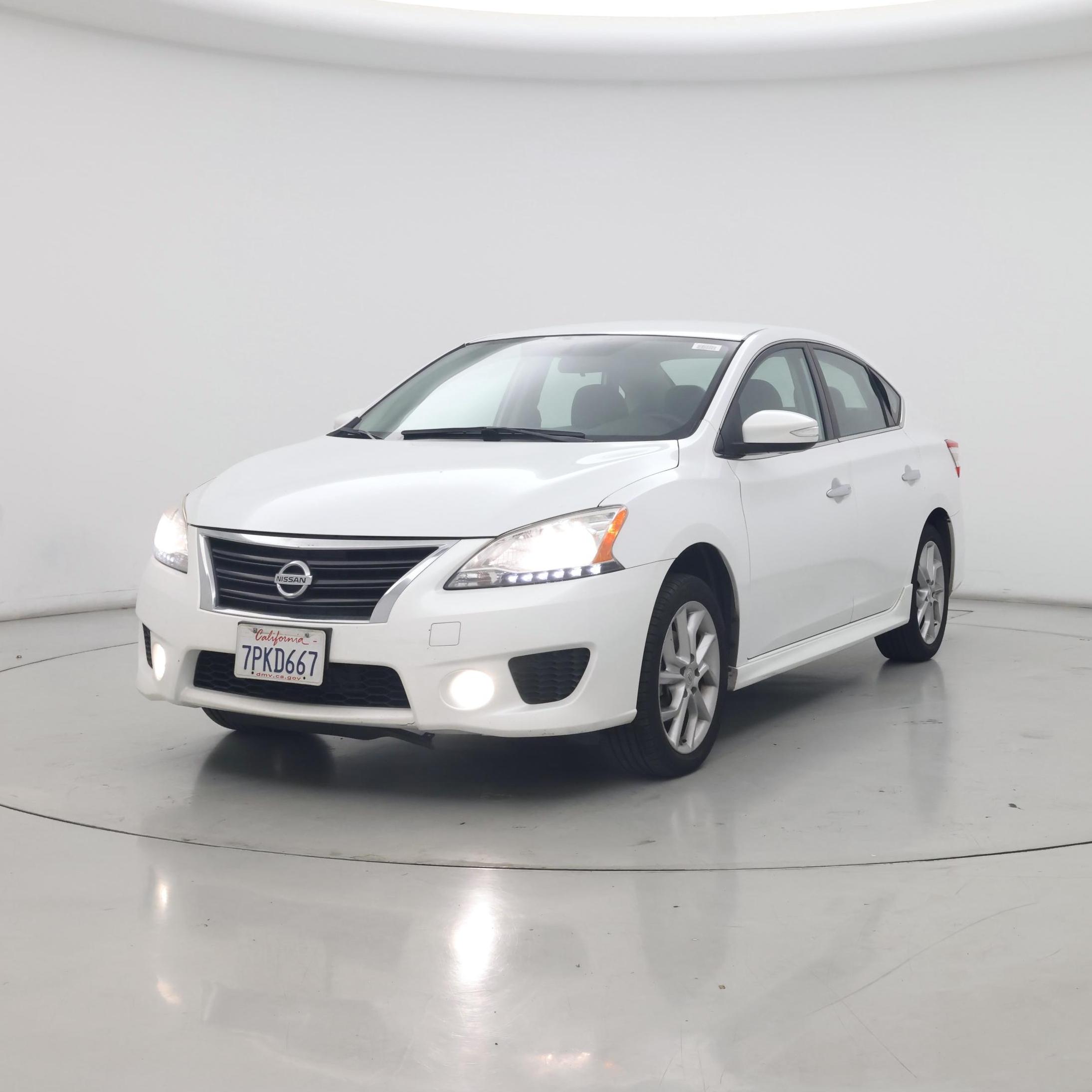 Thumbnail: 2015 Nissan Sentra - 4