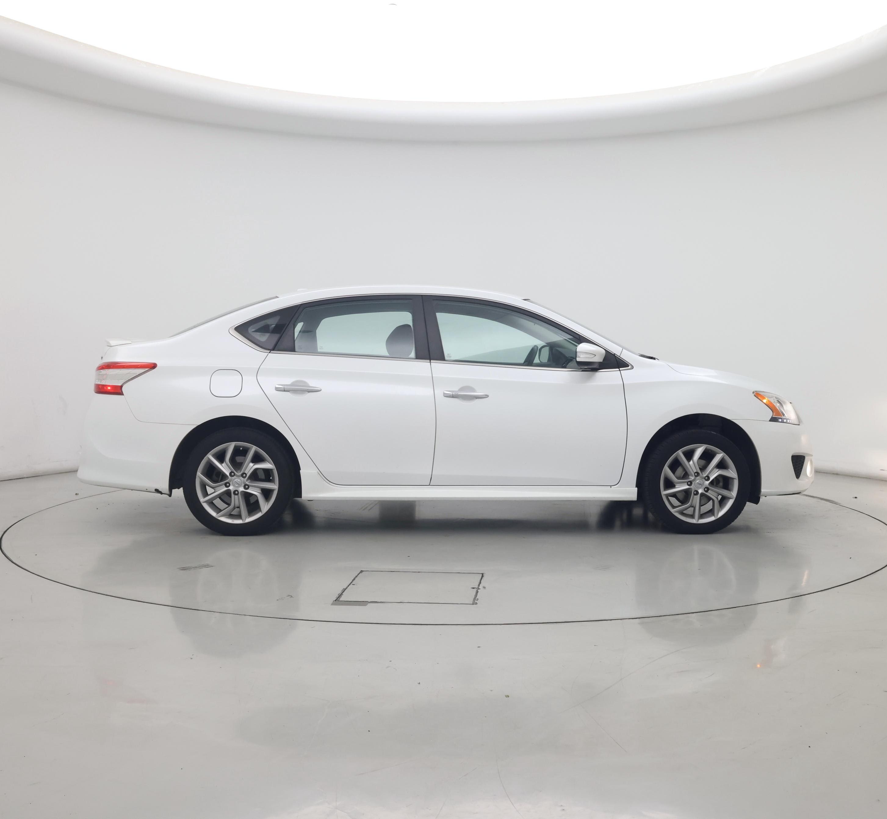 Thumbnail: 2015 Nissan Sentra - 7