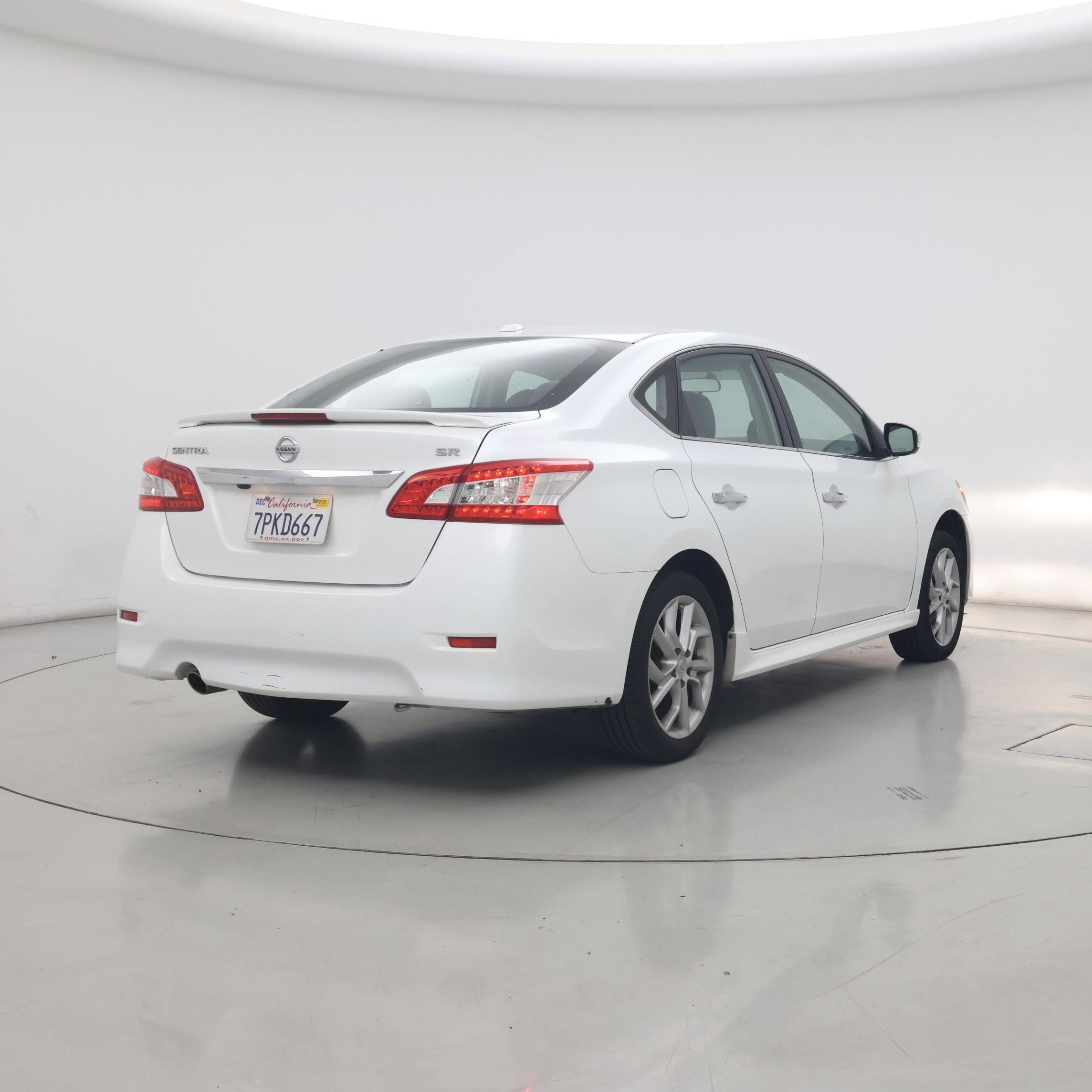 Thumbnail: 2015 Nissan Sentra - 8