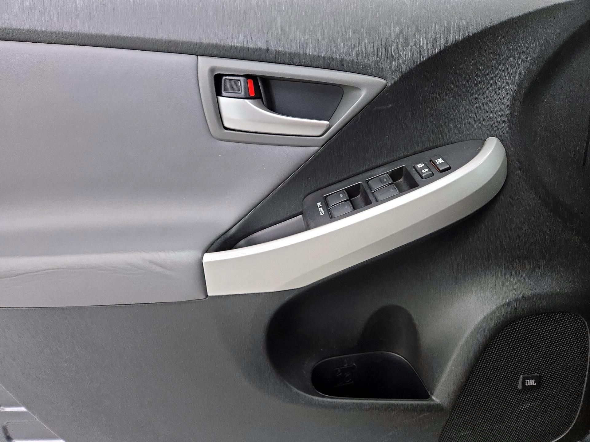 Thumbnail: 2014 Toyota Prius - 12