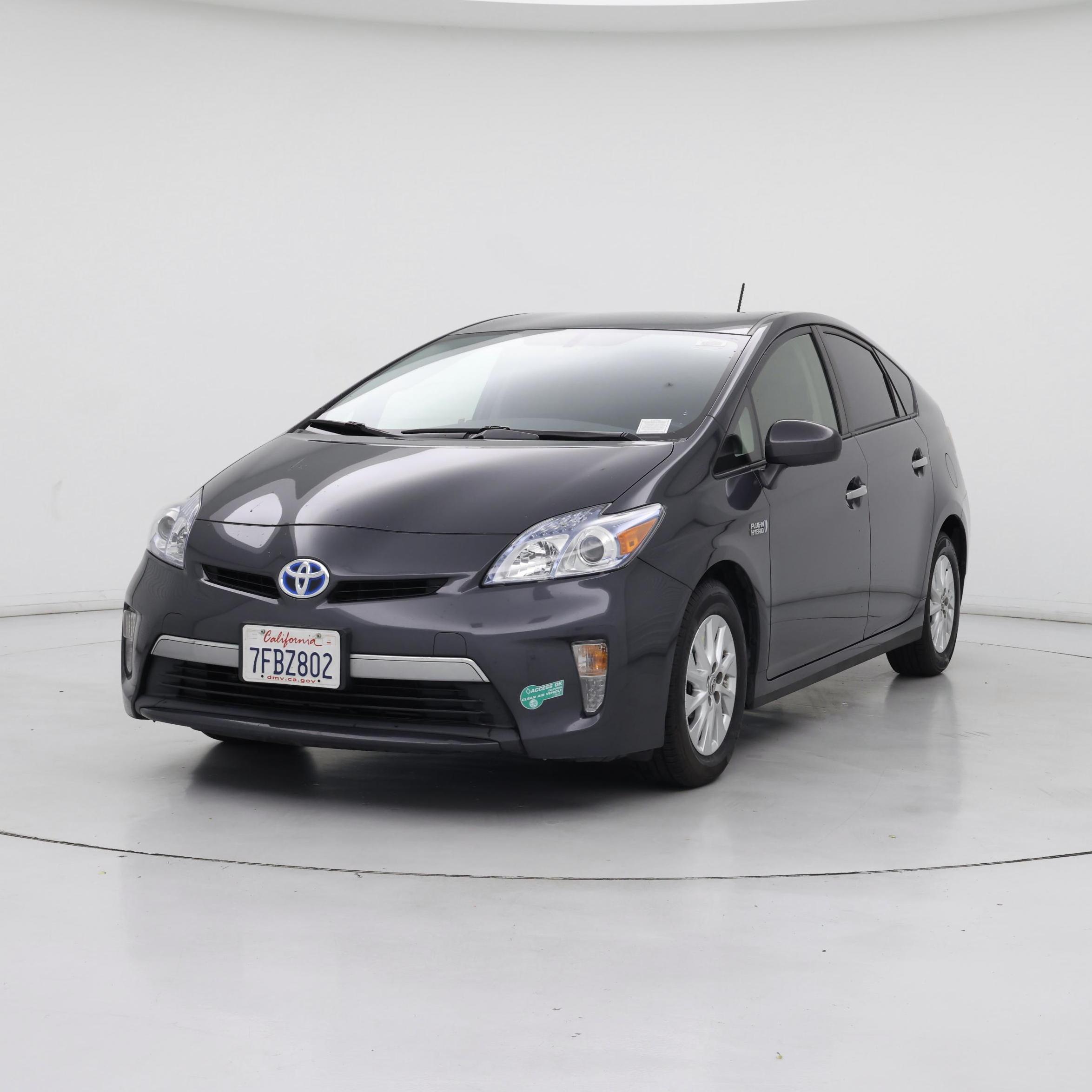 Thumbnail: 2014 Toyota Prius - 4