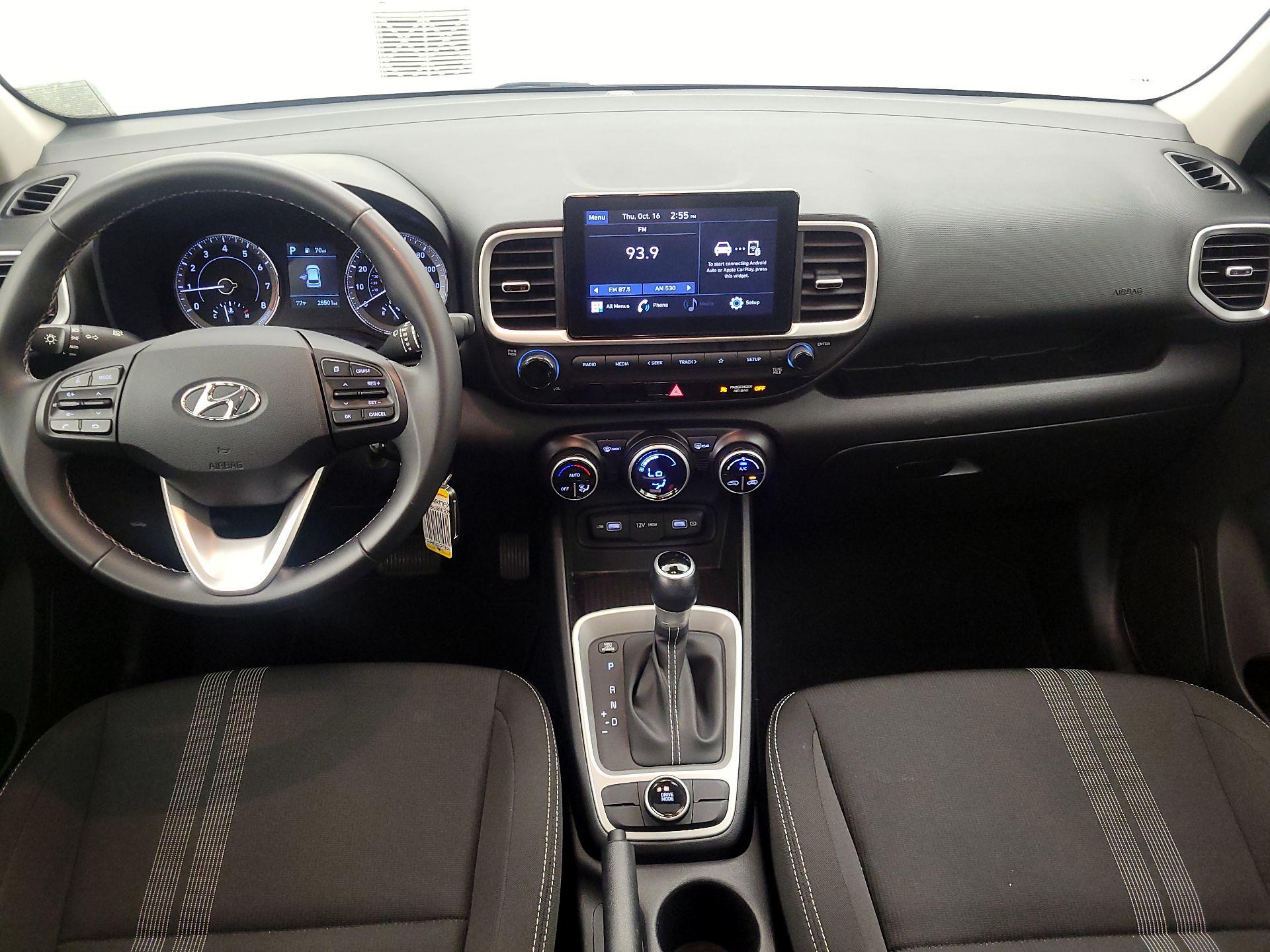 Thumbnail: 2022 Hyundai Venue - 9