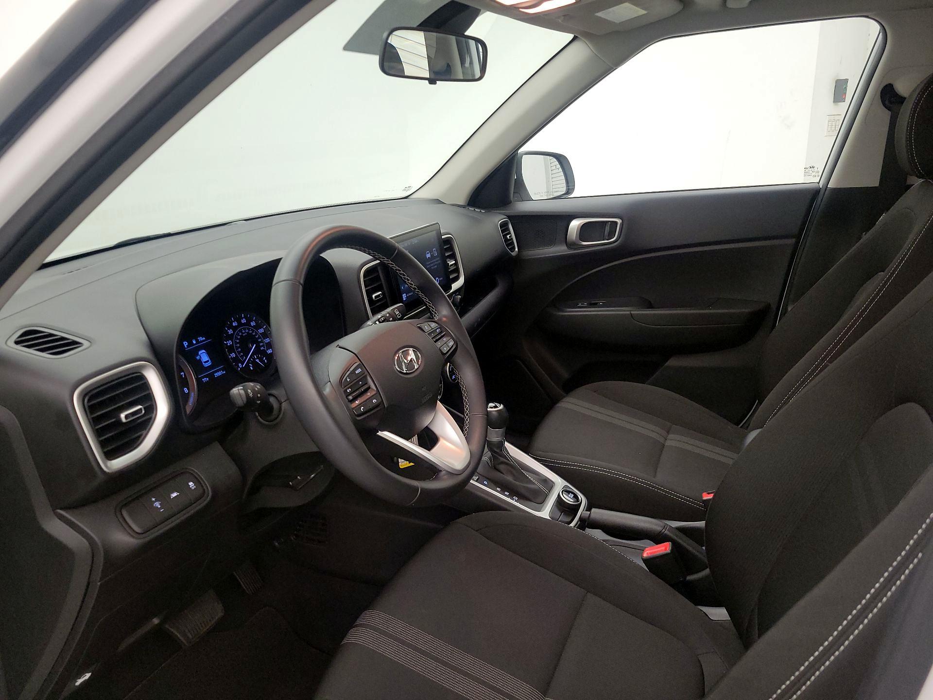 Thumbnail: 2022 Hyundai Venue - 11