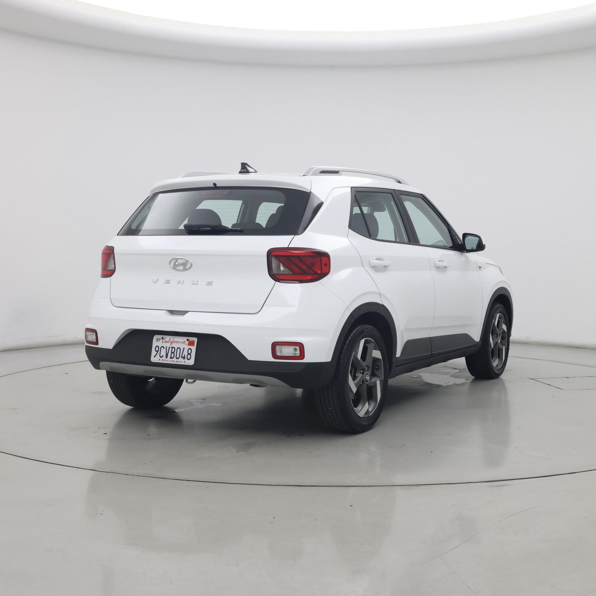 Thumbnail: 2022 Hyundai Venue - 8