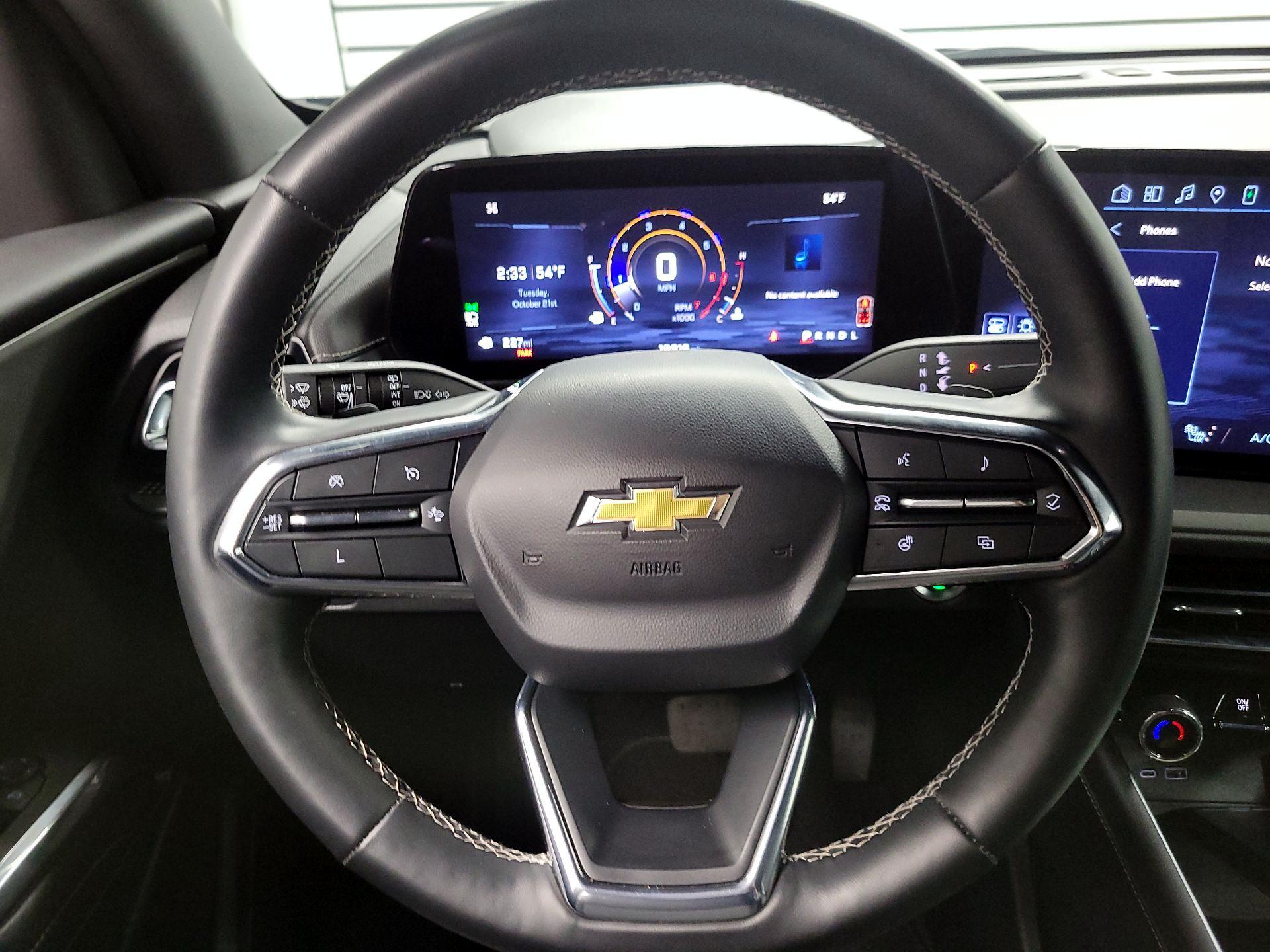 Thumbnail: 2025 Chevrolet Traverse - 10
