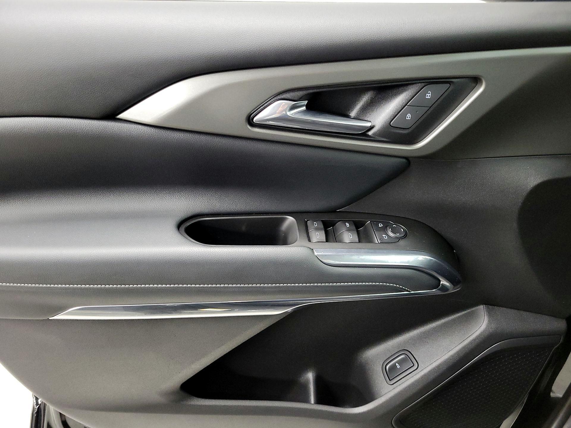Thumbnail: 2025 Chevrolet Traverse - 12