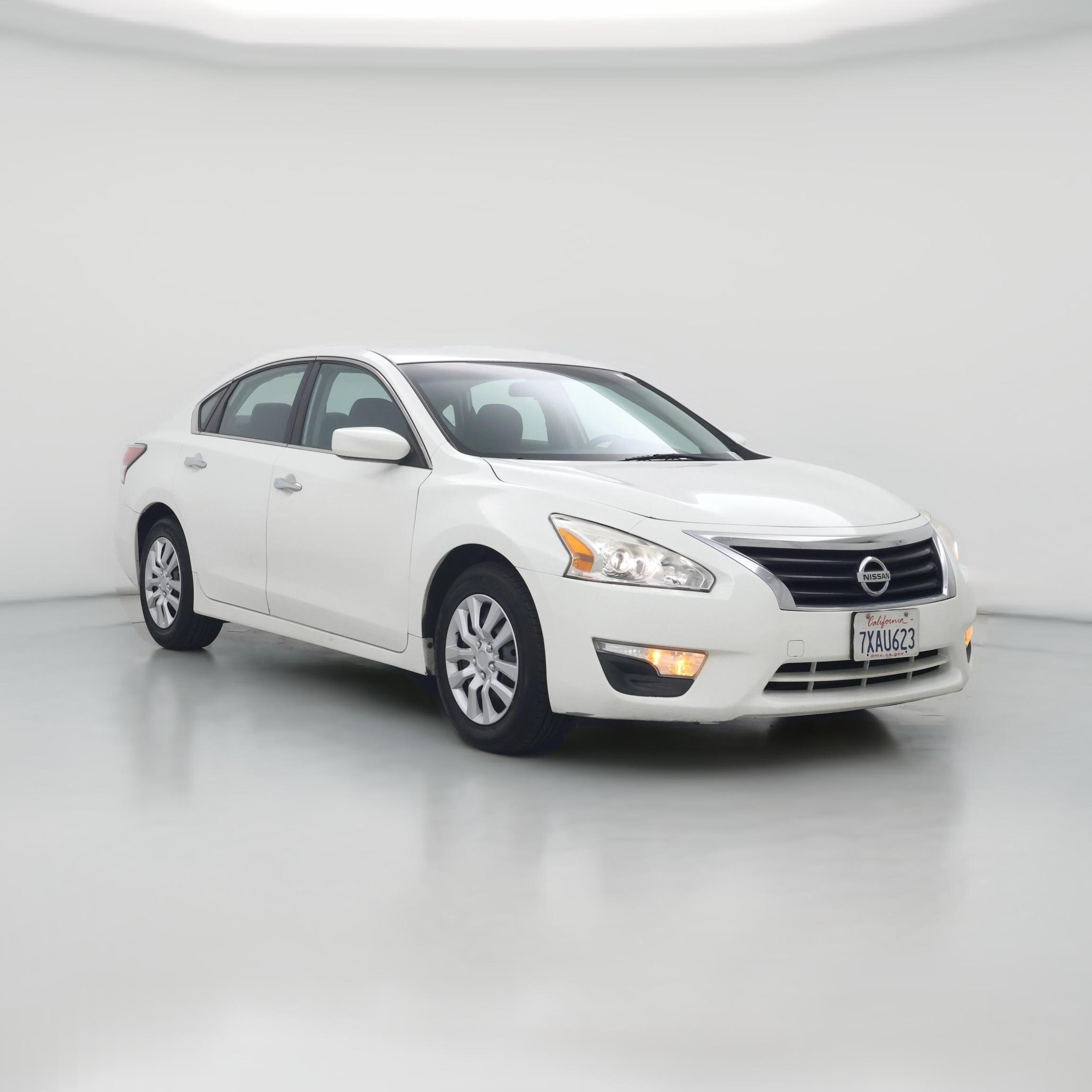 Thumbnail: 2015 Nissan Altima - 1