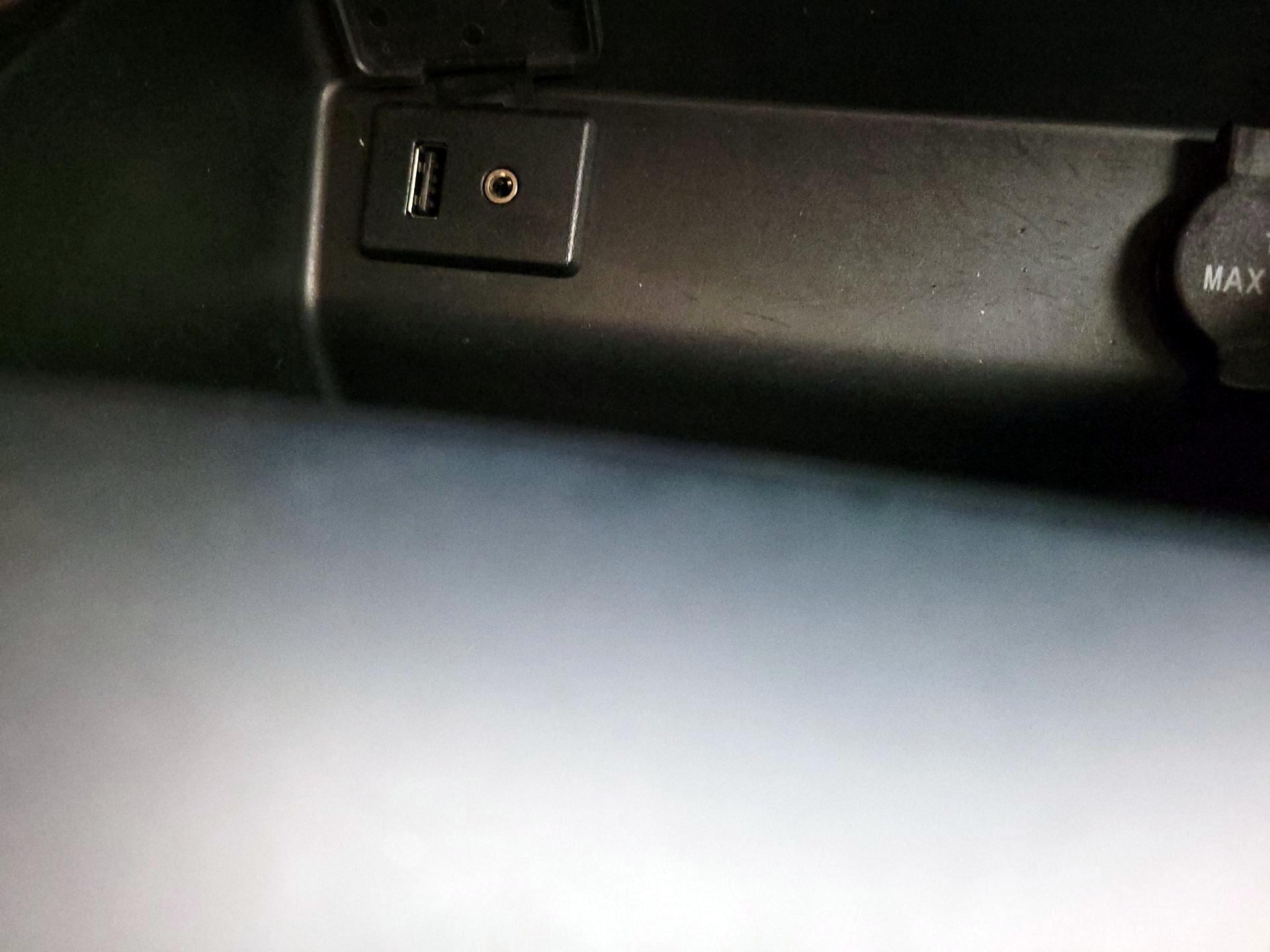 Thumbnail: 2015 Nissan Altima - 18