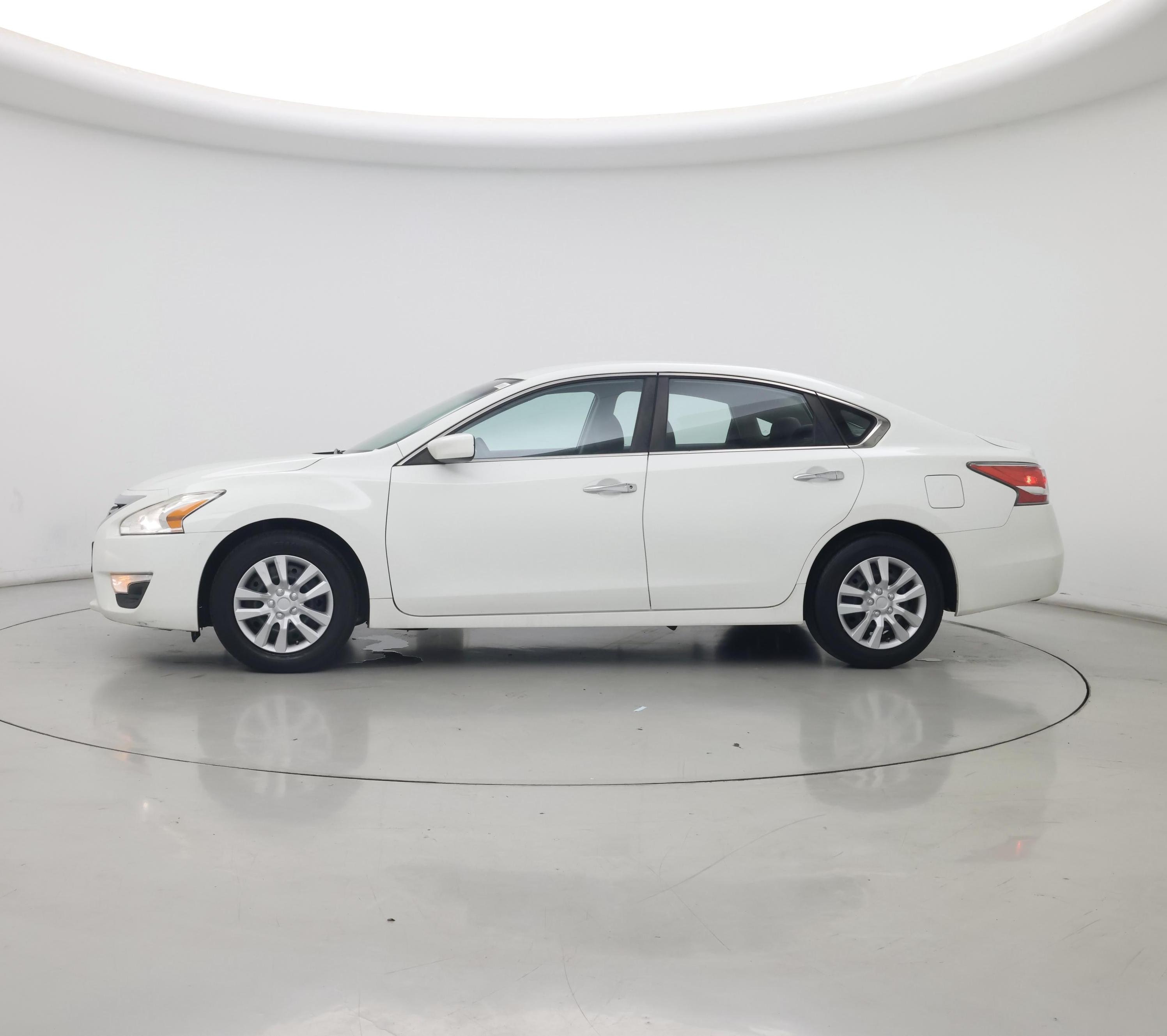 Thumbnail: 2015 Nissan Altima - 3