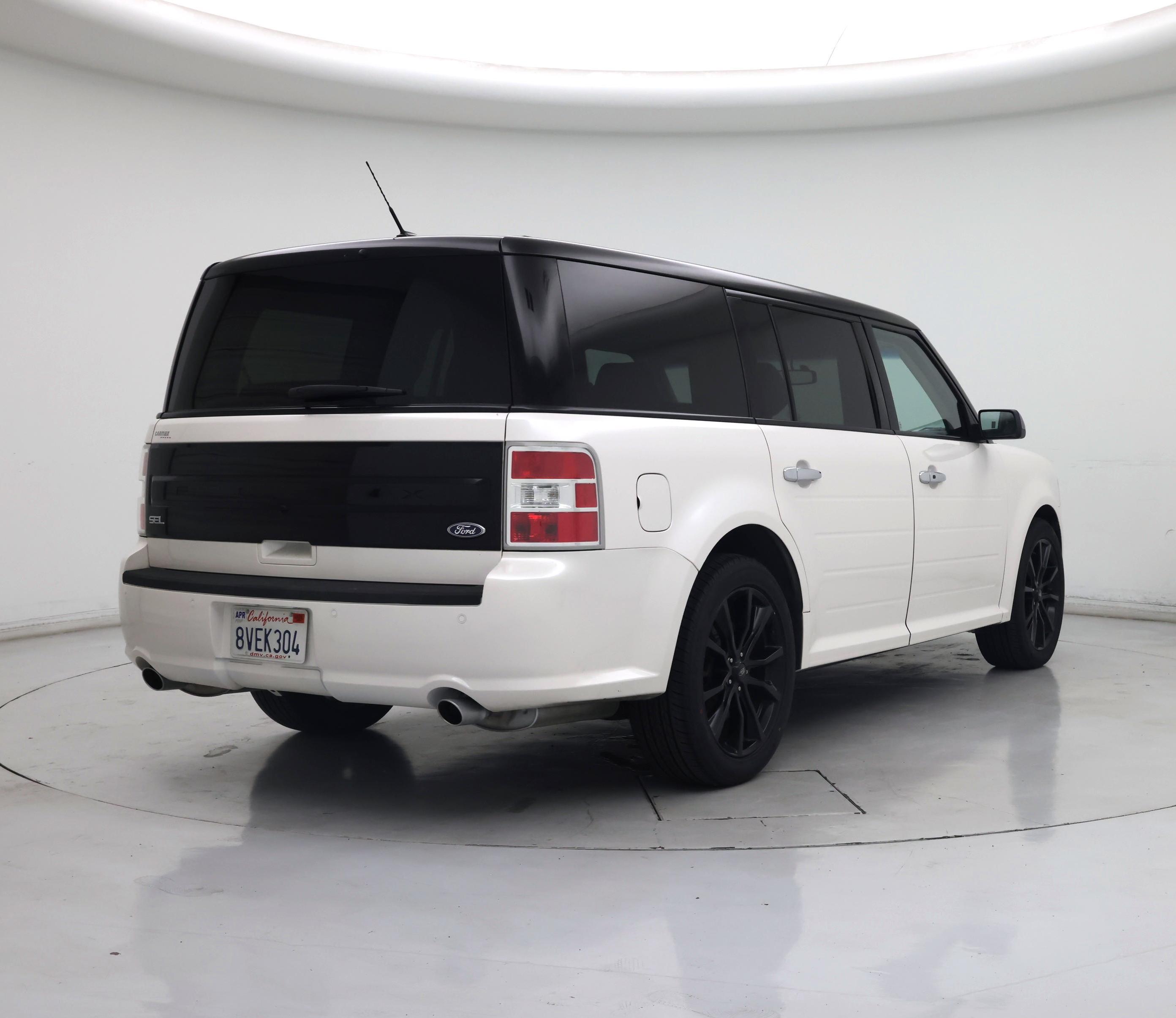 Thumbnail: 2019 Ford Flex - 8