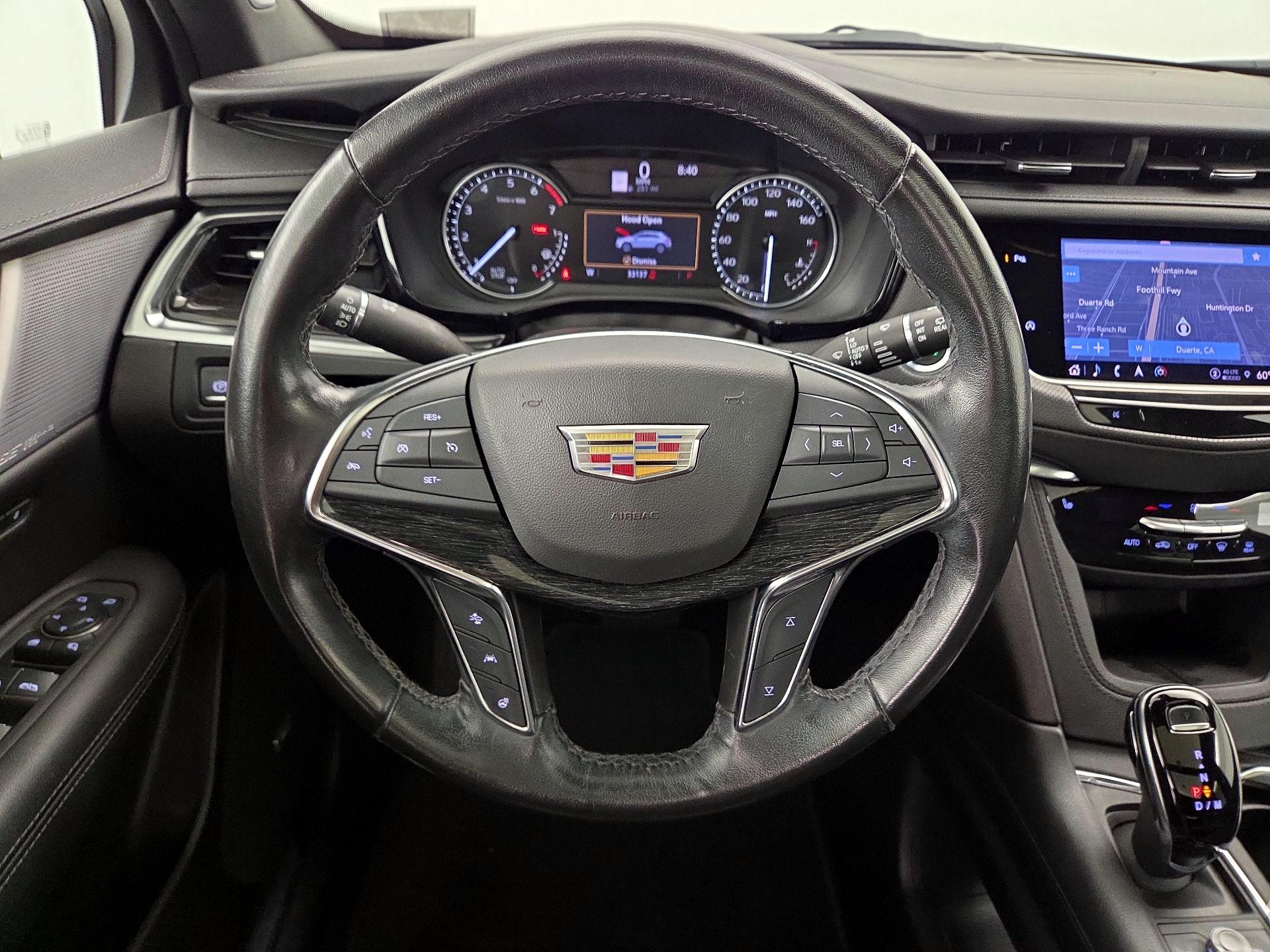 Thumbnail: 2022 Cadillac XT5 - 10