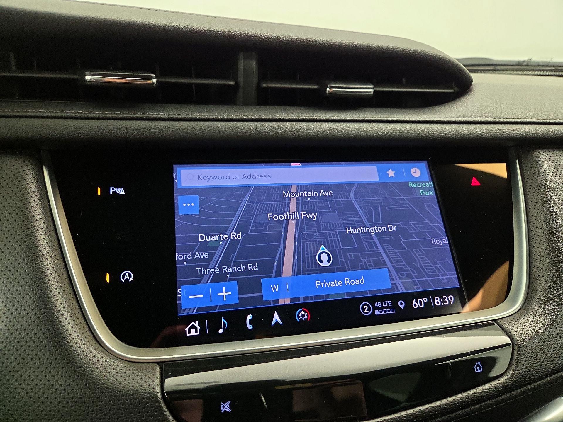 Thumbnail: 2022 Cadillac XT5 - 14