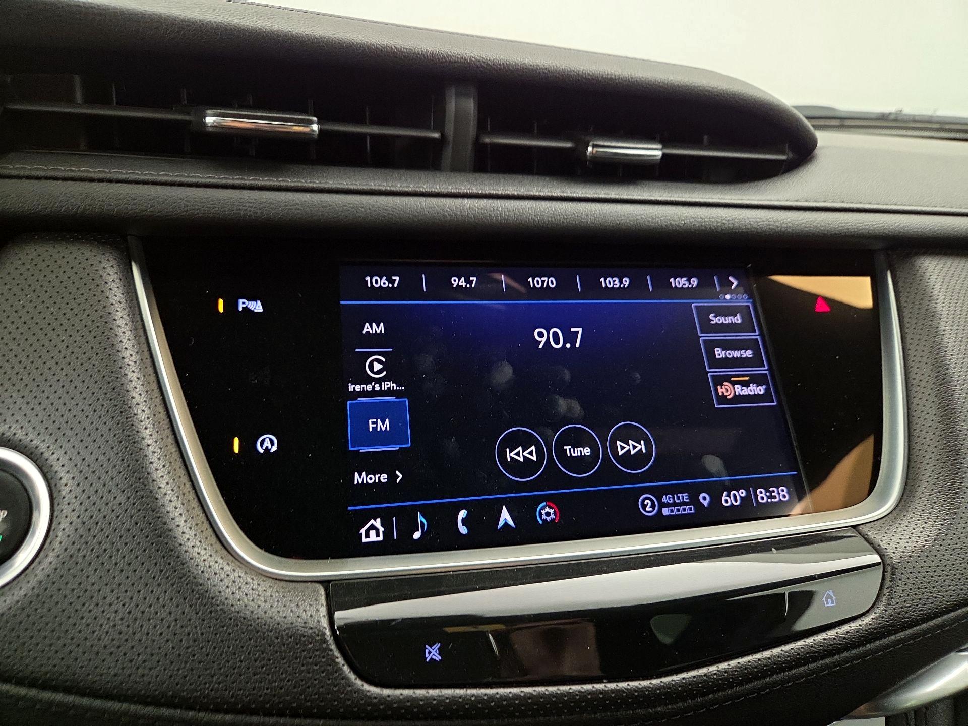 Thumbnail: 2022 Cadillac XT5 - 16