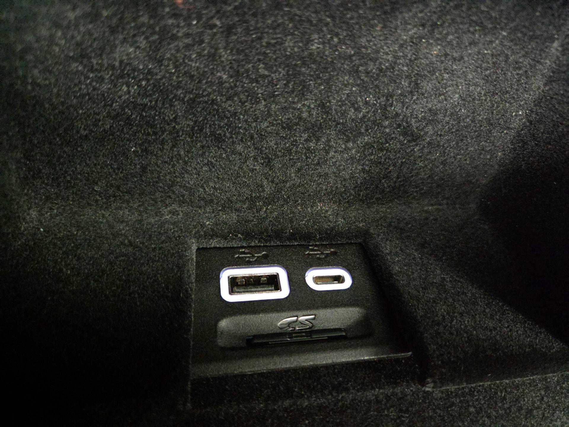 Thumbnail: 2022 Cadillac XT5 - 19