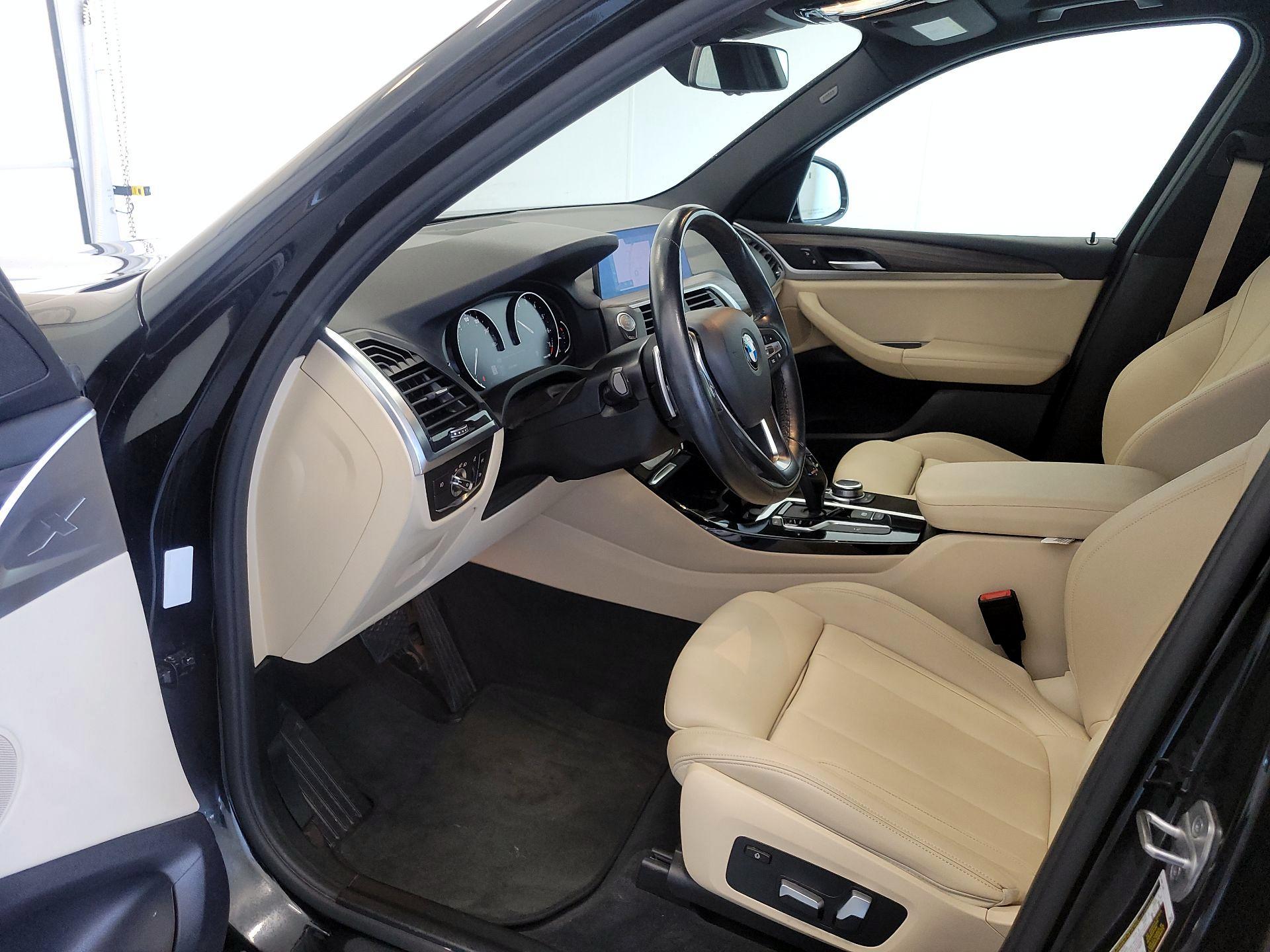 Thumbnail: 2021 BMW X3 - 11