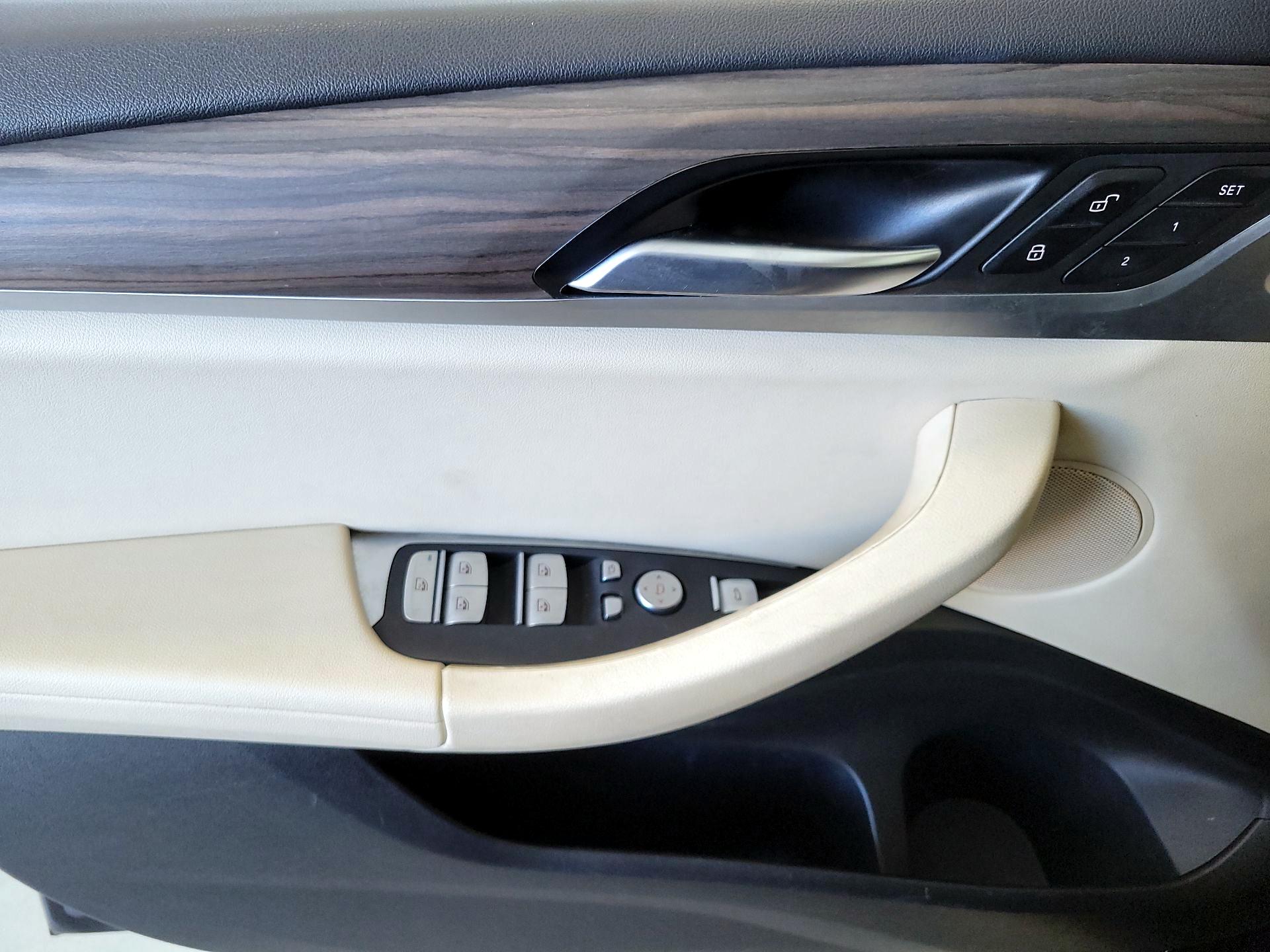 Thumbnail: 2021 BMW X3 - 12