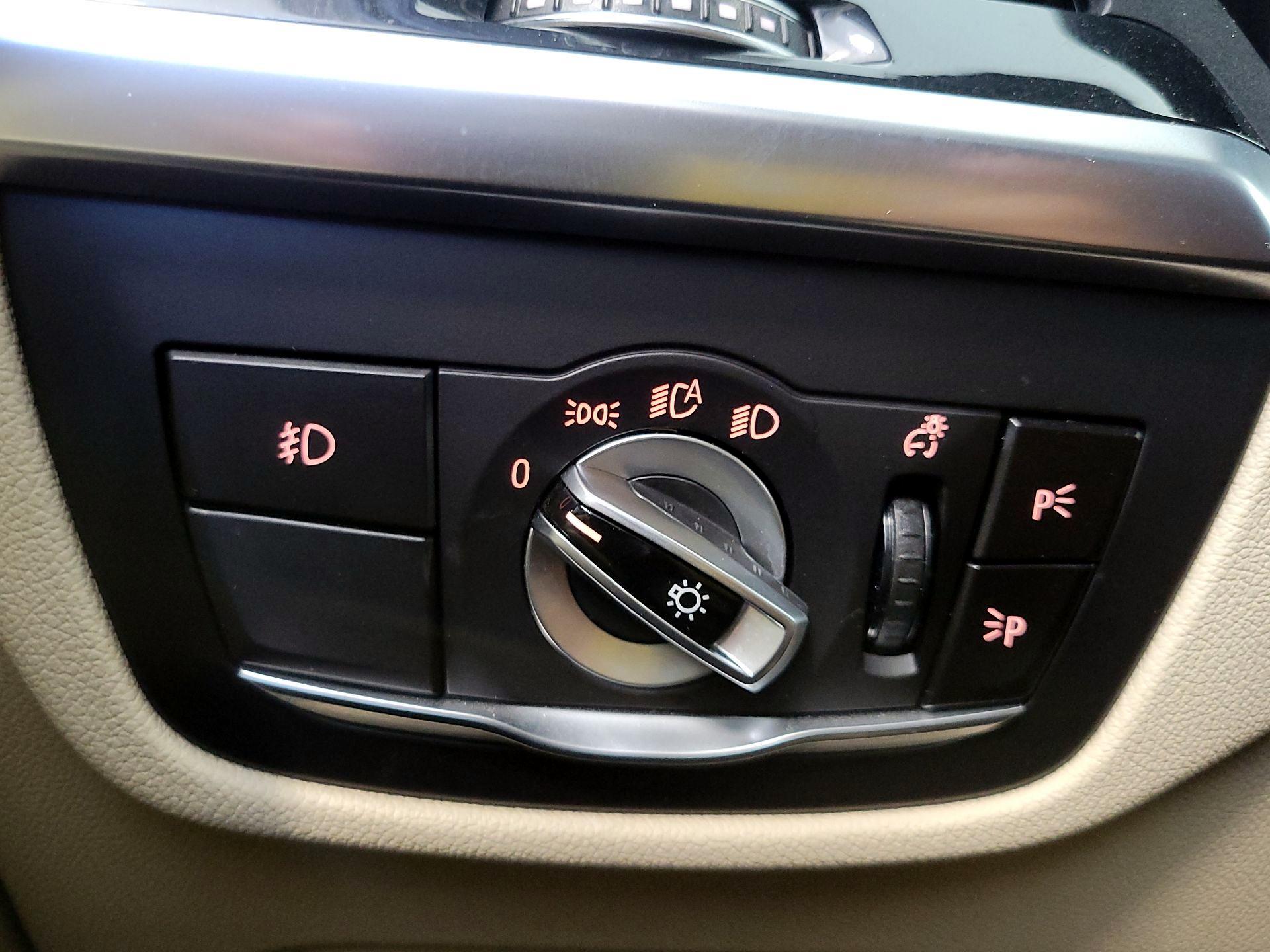 Thumbnail: 2021 BMW X3 - 13