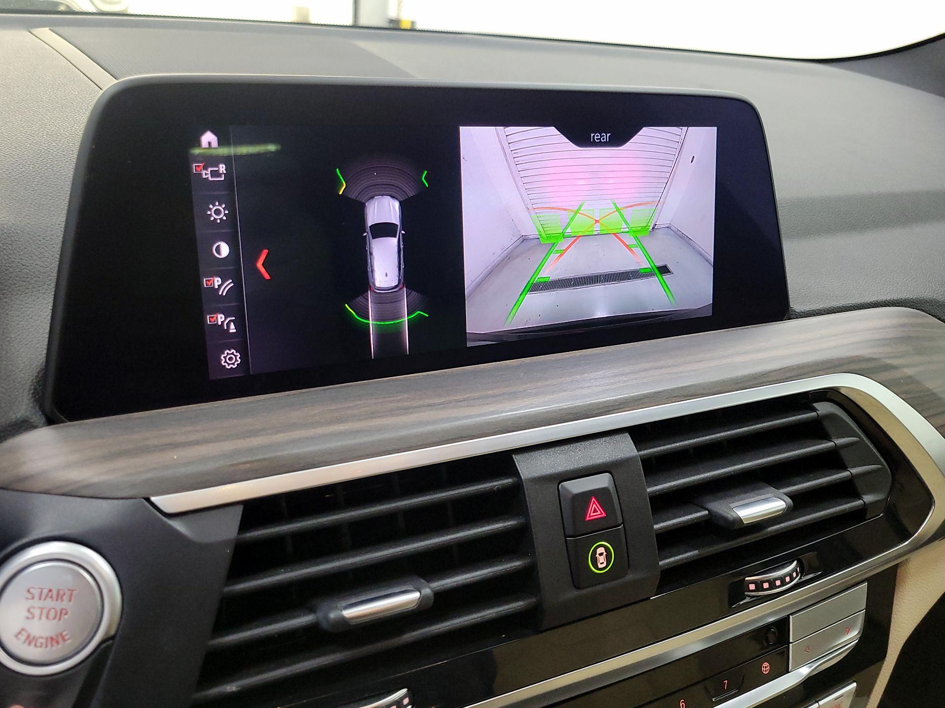 Thumbnail: 2021 BMW X3 - 15