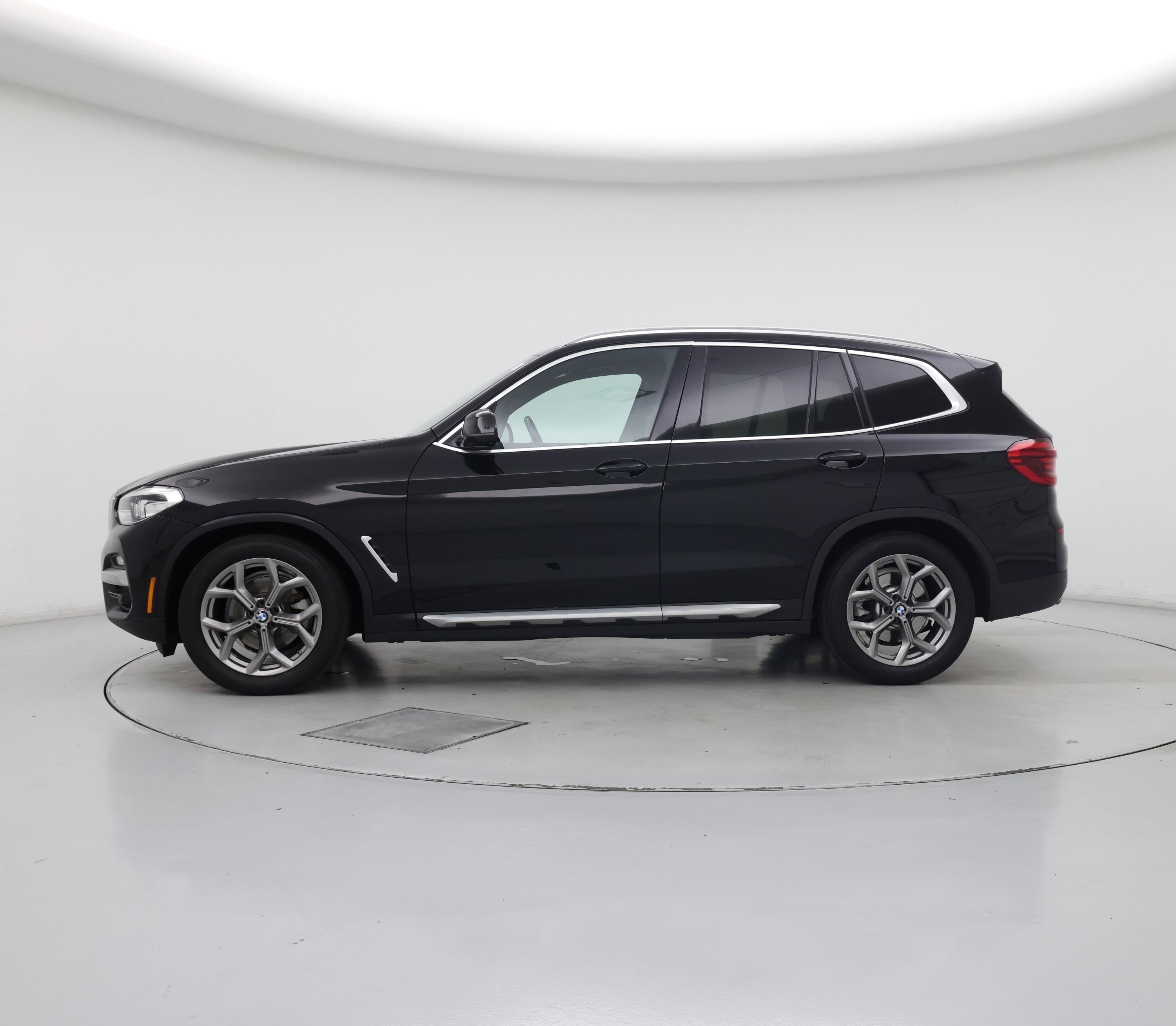 Thumbnail: 2021 BMW X3 - 3