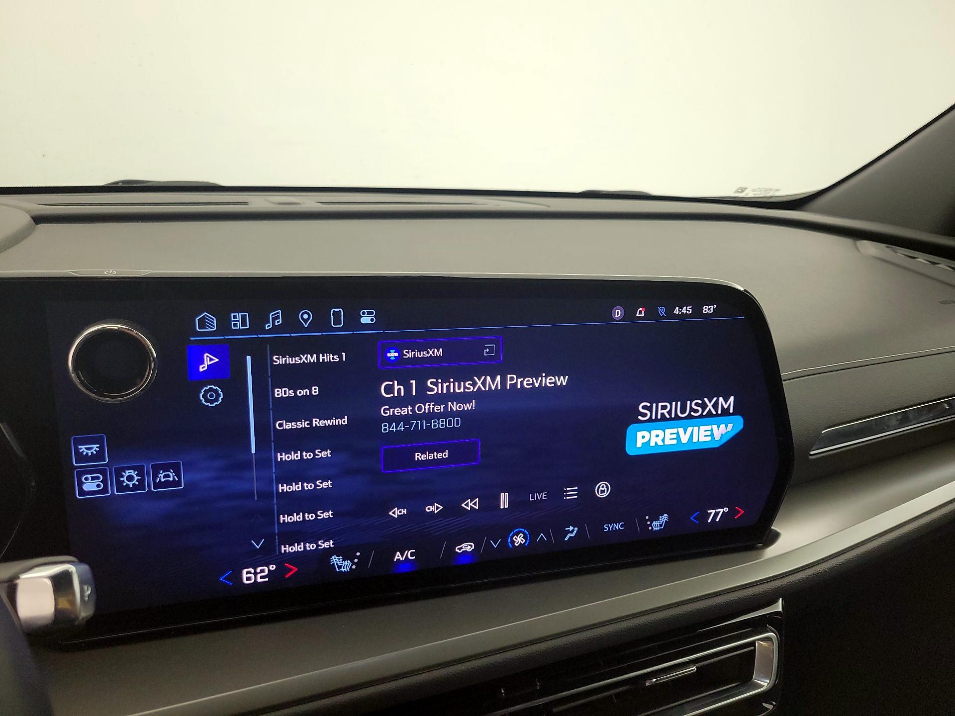 Thumbnail: 2025 Chevrolet Traverse - 15