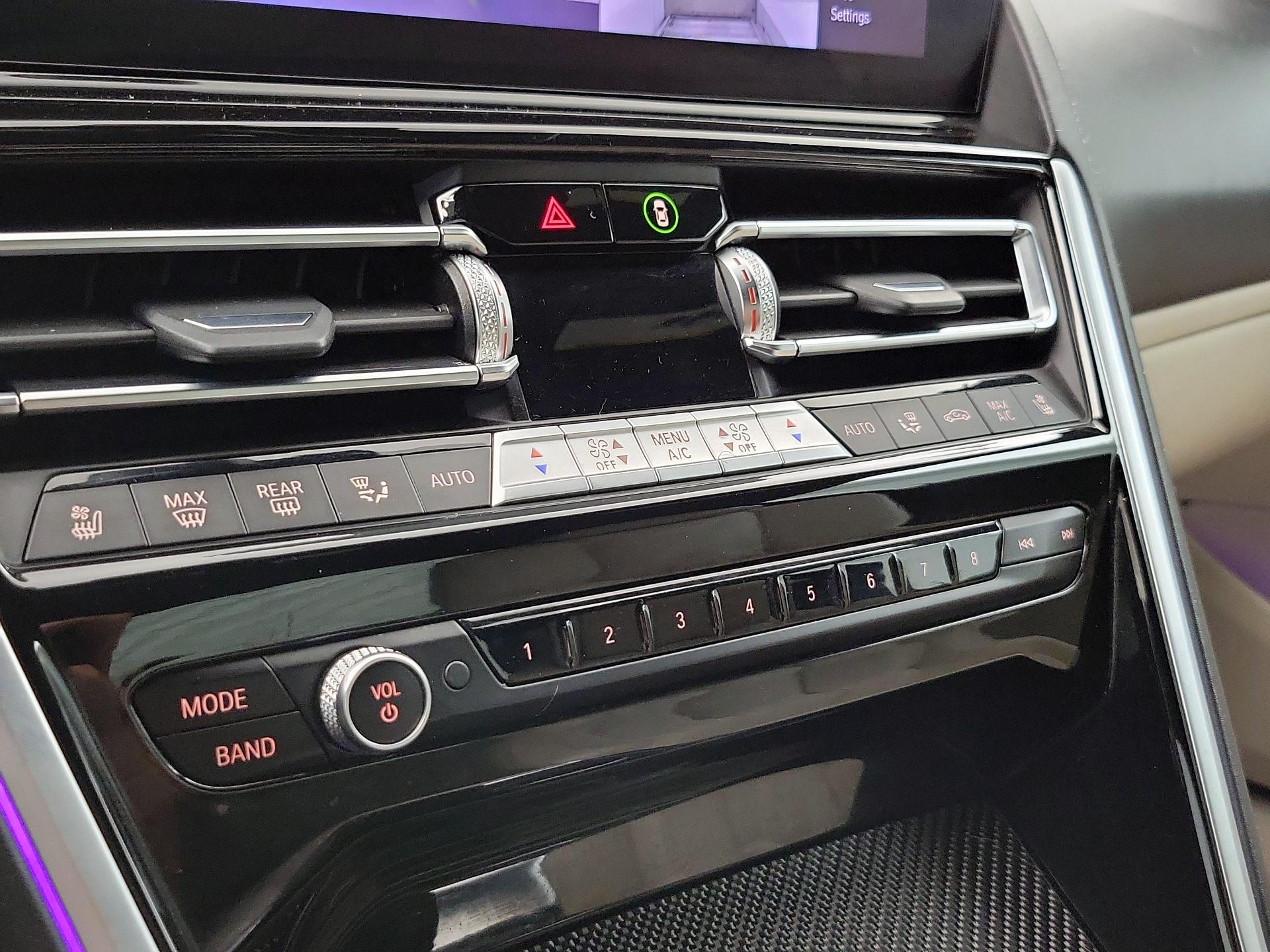 Thumbnail: 2023 BMW 8 Series - 17