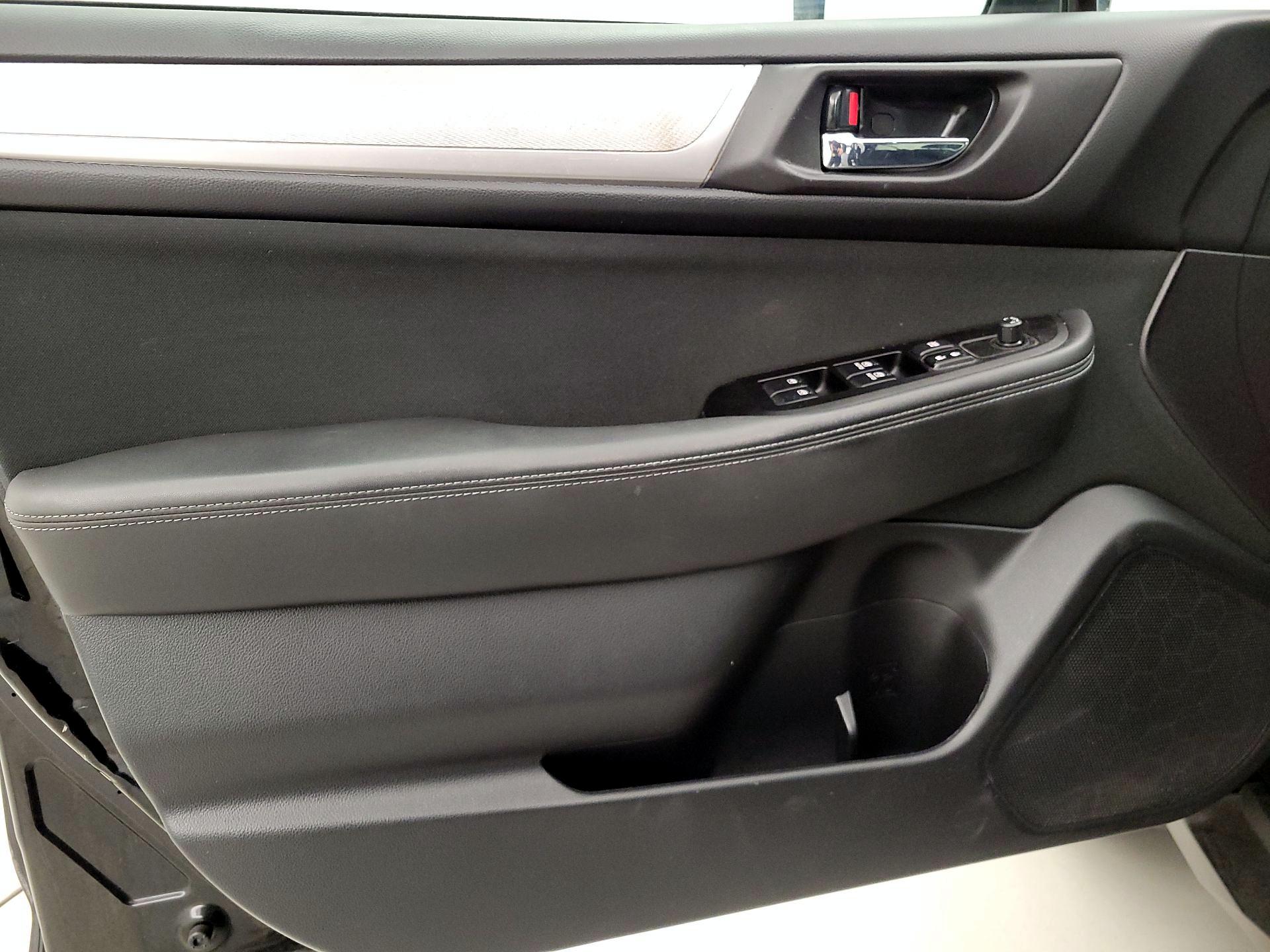 Thumbnail: 2018 Subaru Outback - 12