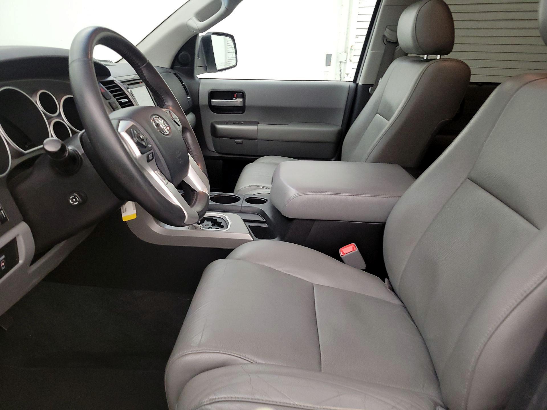Thumbnail: 2017 Toyota Sequoia - 11