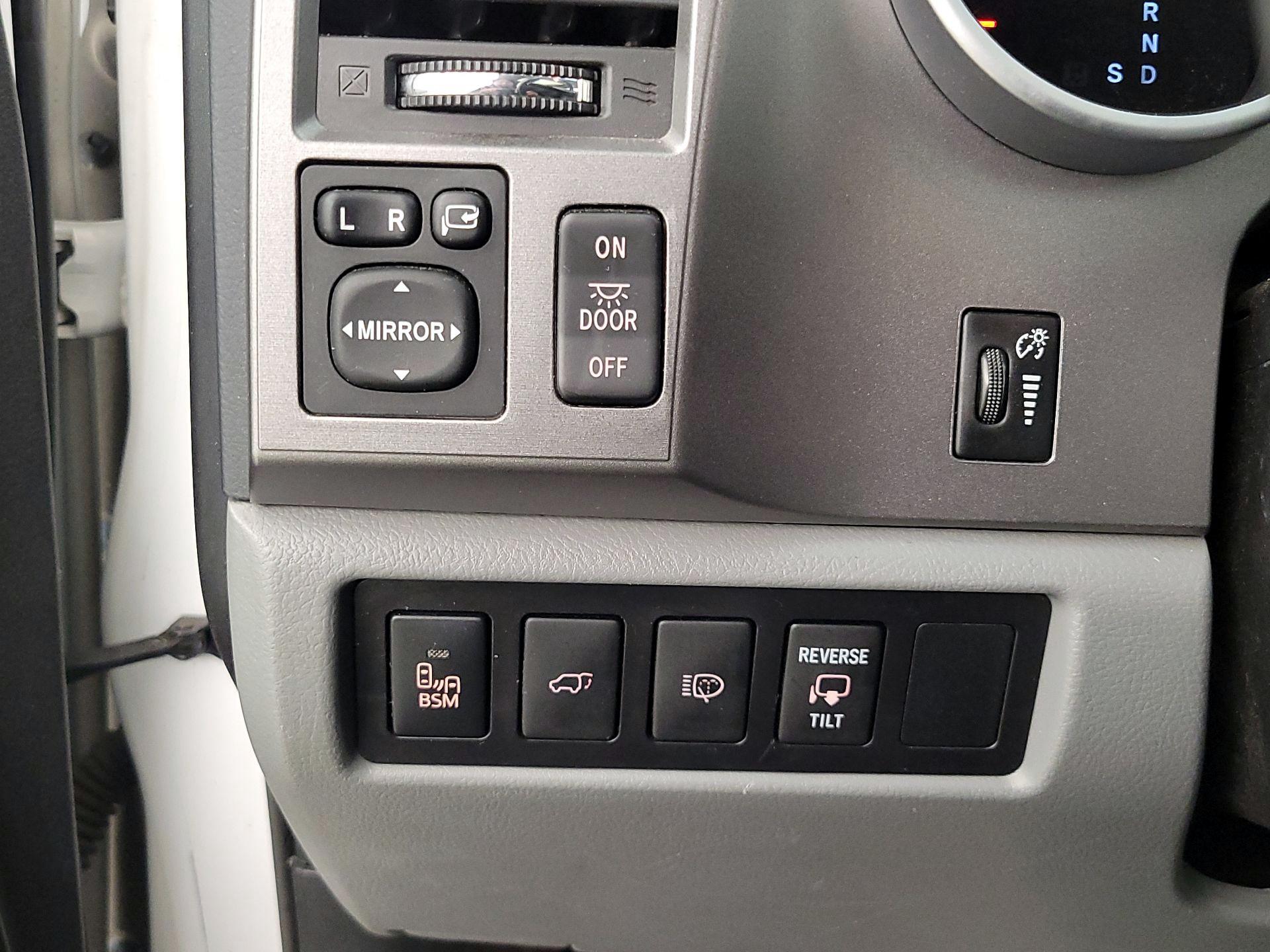 Thumbnail: 2017 Toyota Sequoia - 13