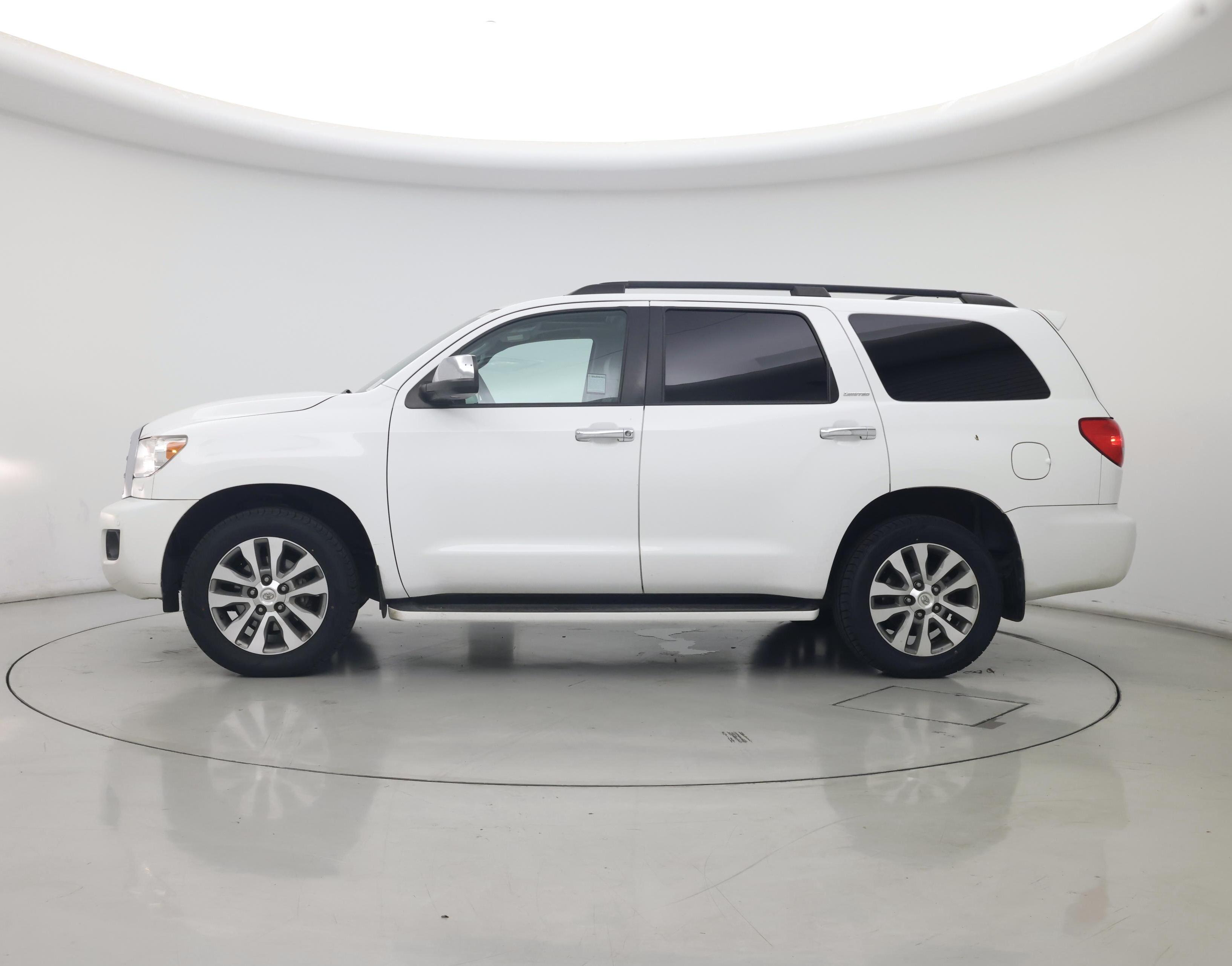 Thumbnail: 2017 Toyota Sequoia - 3