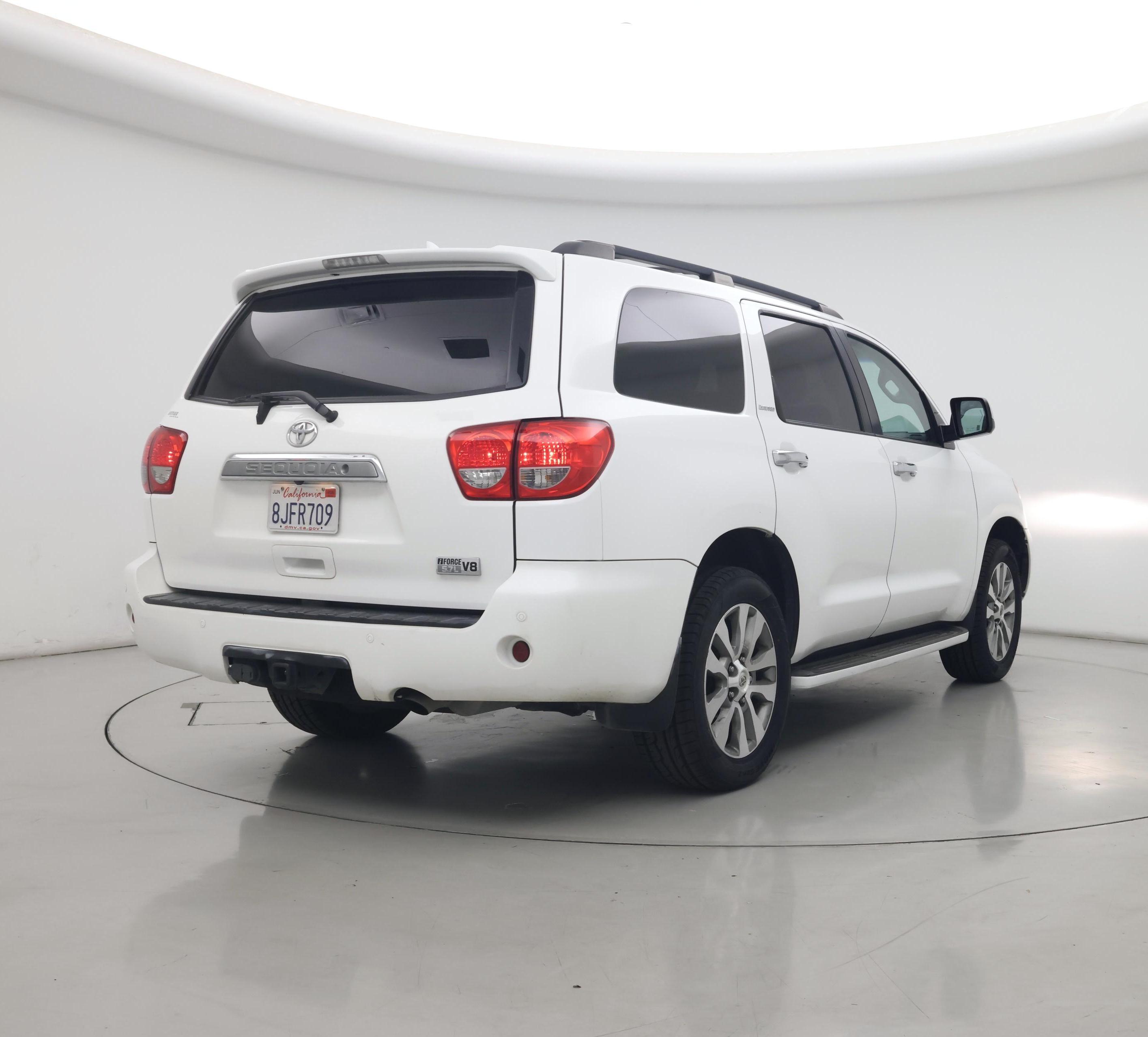 Thumbnail: 2017 Toyota Sequoia - 8