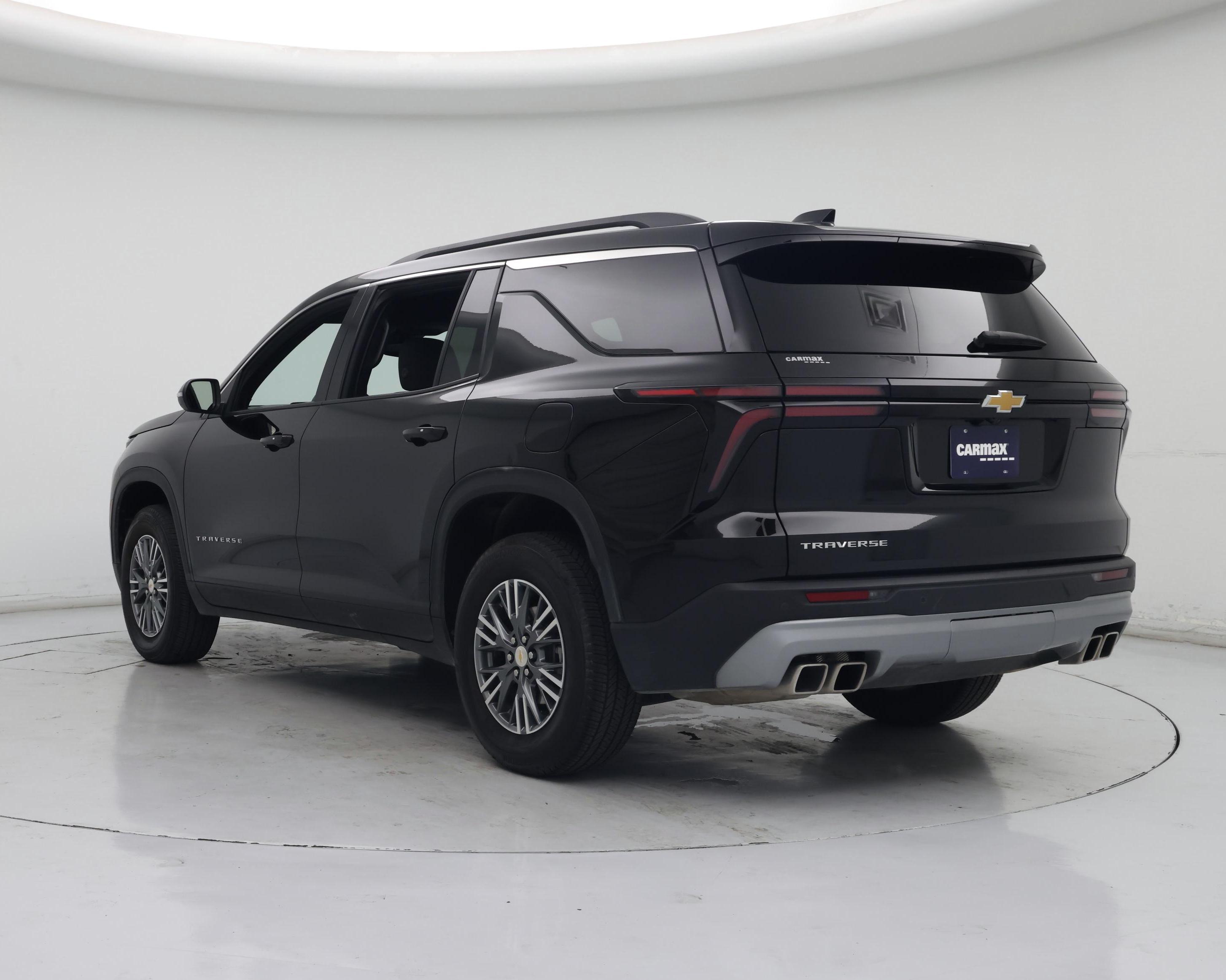 Thumbnail: 2025 Chevrolet Traverse - 2