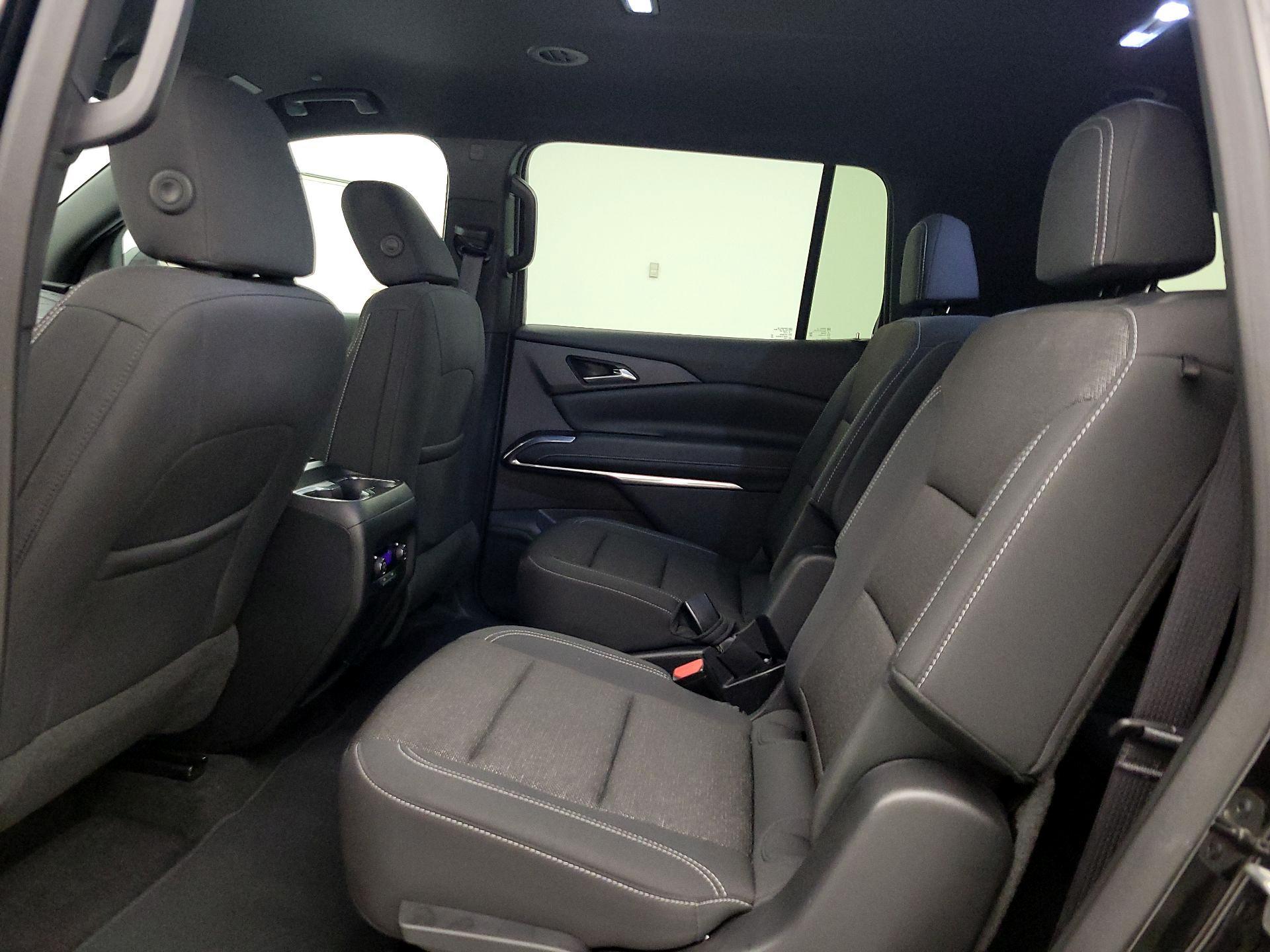 Thumbnail: 2025 Chevrolet Traverse - 20