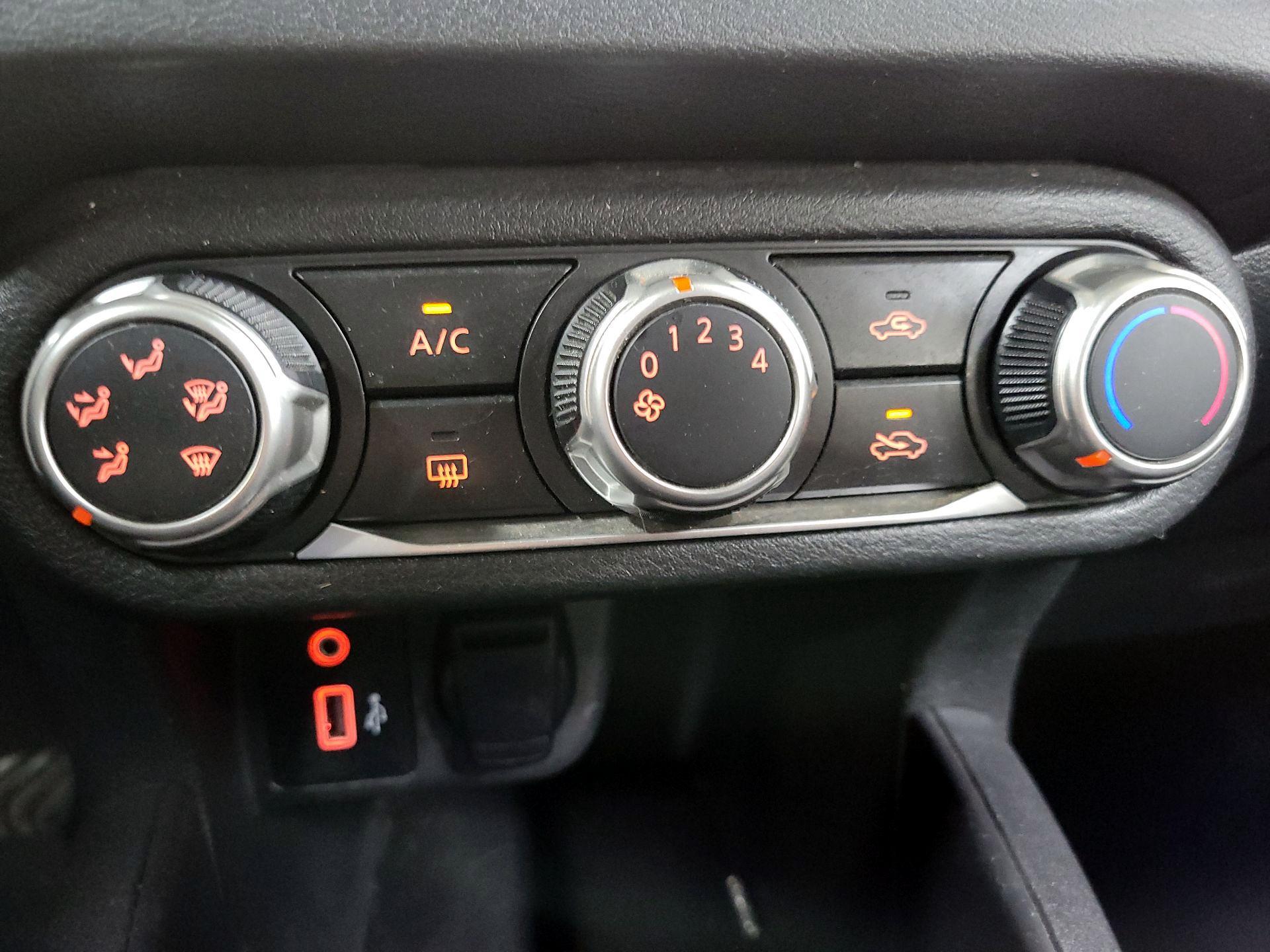 Thumbnail: 2020 Nissan Versa - 16