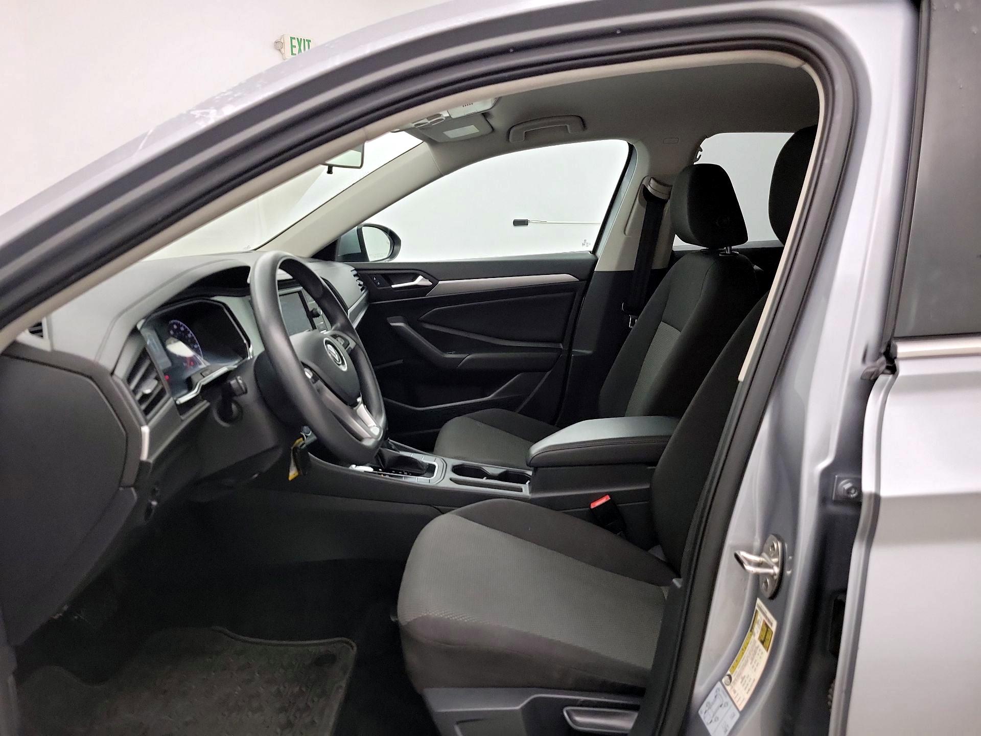 Thumbnail: 2020 Volkswagen Jetta - 11