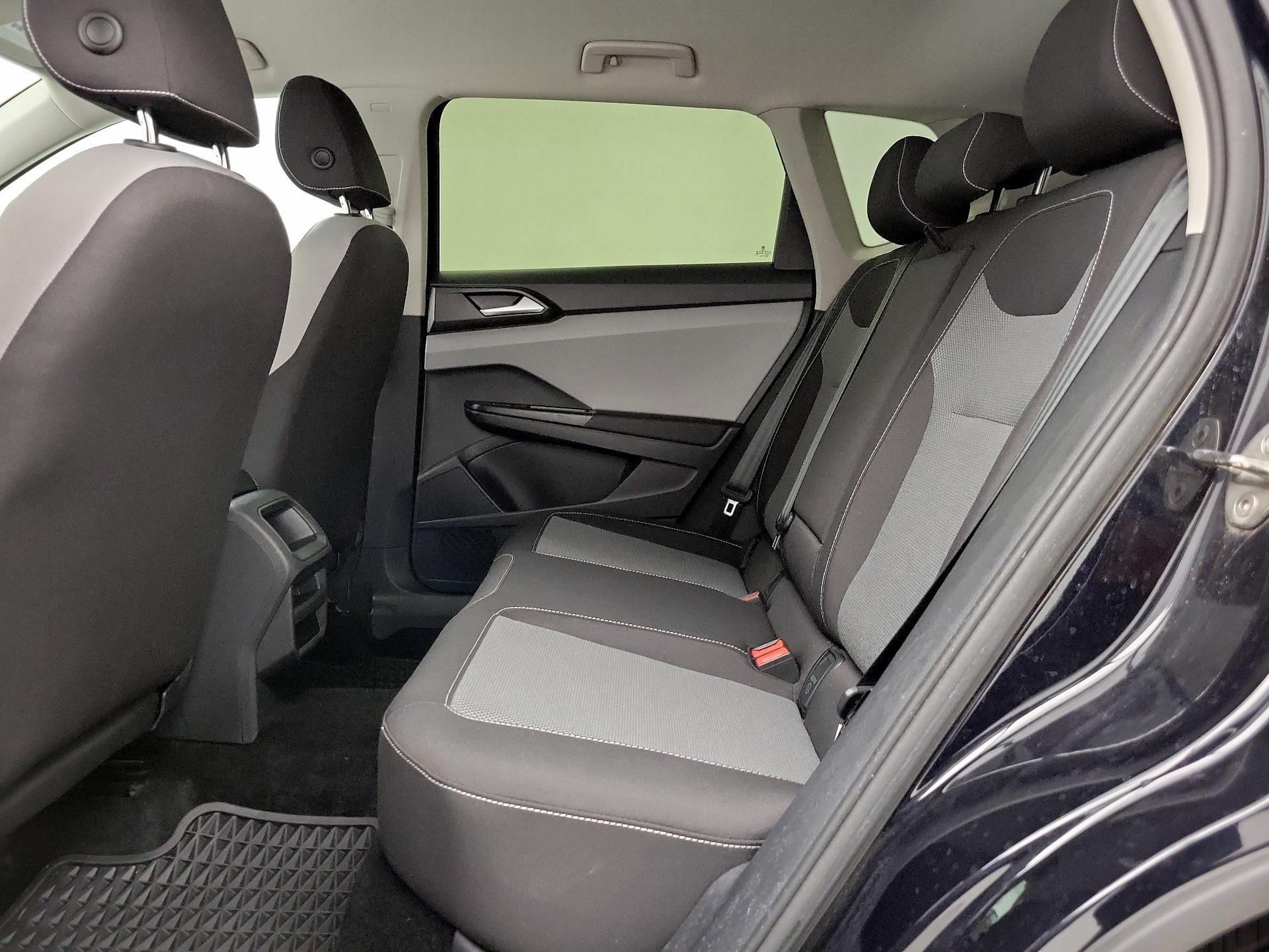 Thumbnail: 2023 Volkswagen Taos - 19