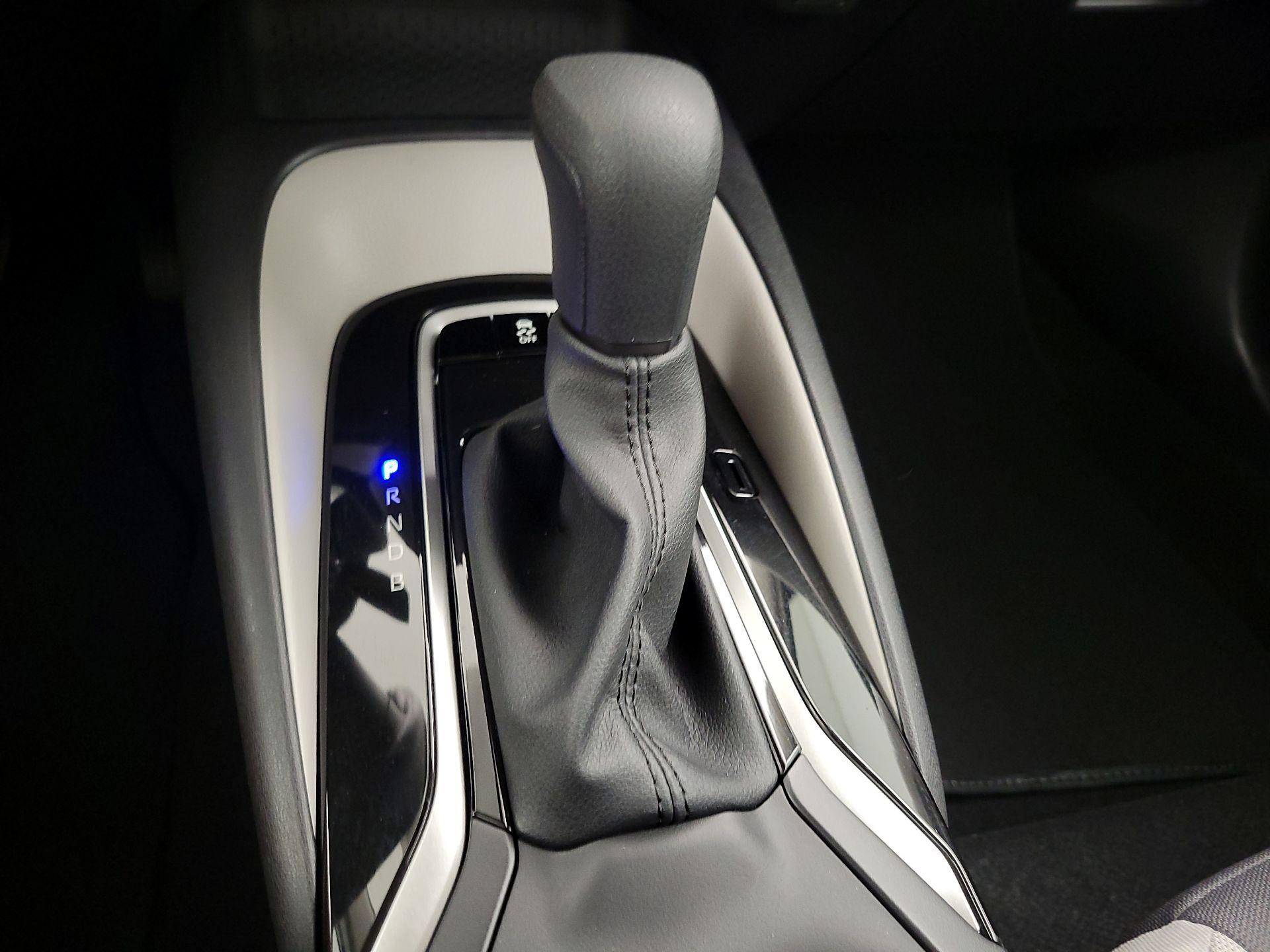 Thumbnail: 2025 Toyota Corolla - 17