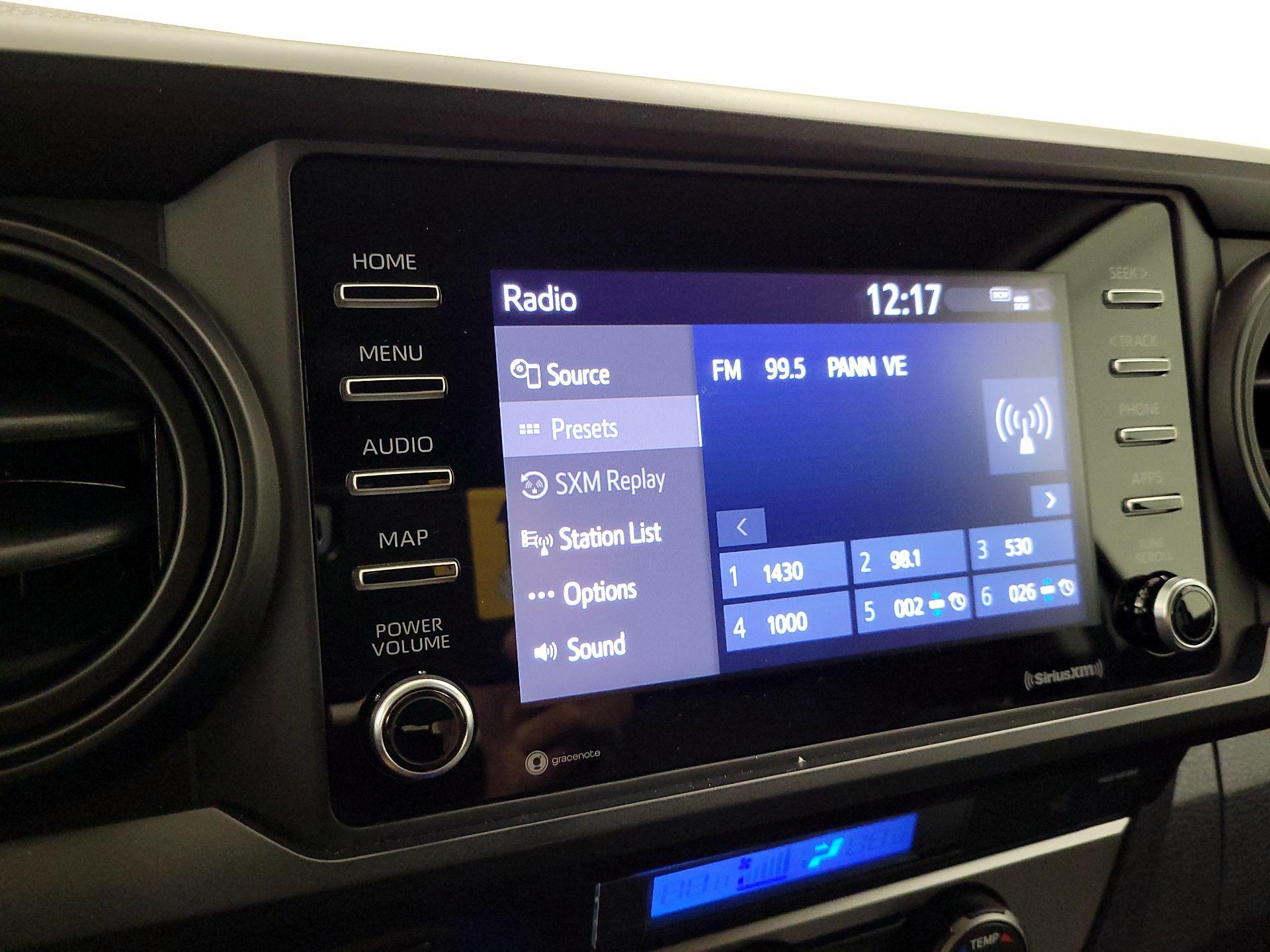 Thumbnail: 2022 Toyota Tacoma - 15