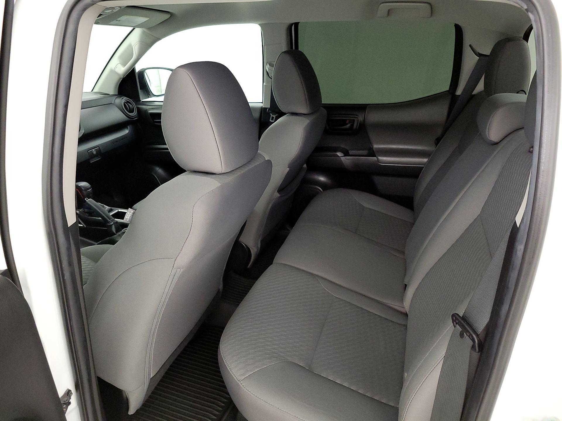 Thumbnail: 2022 Toyota Tacoma - 19