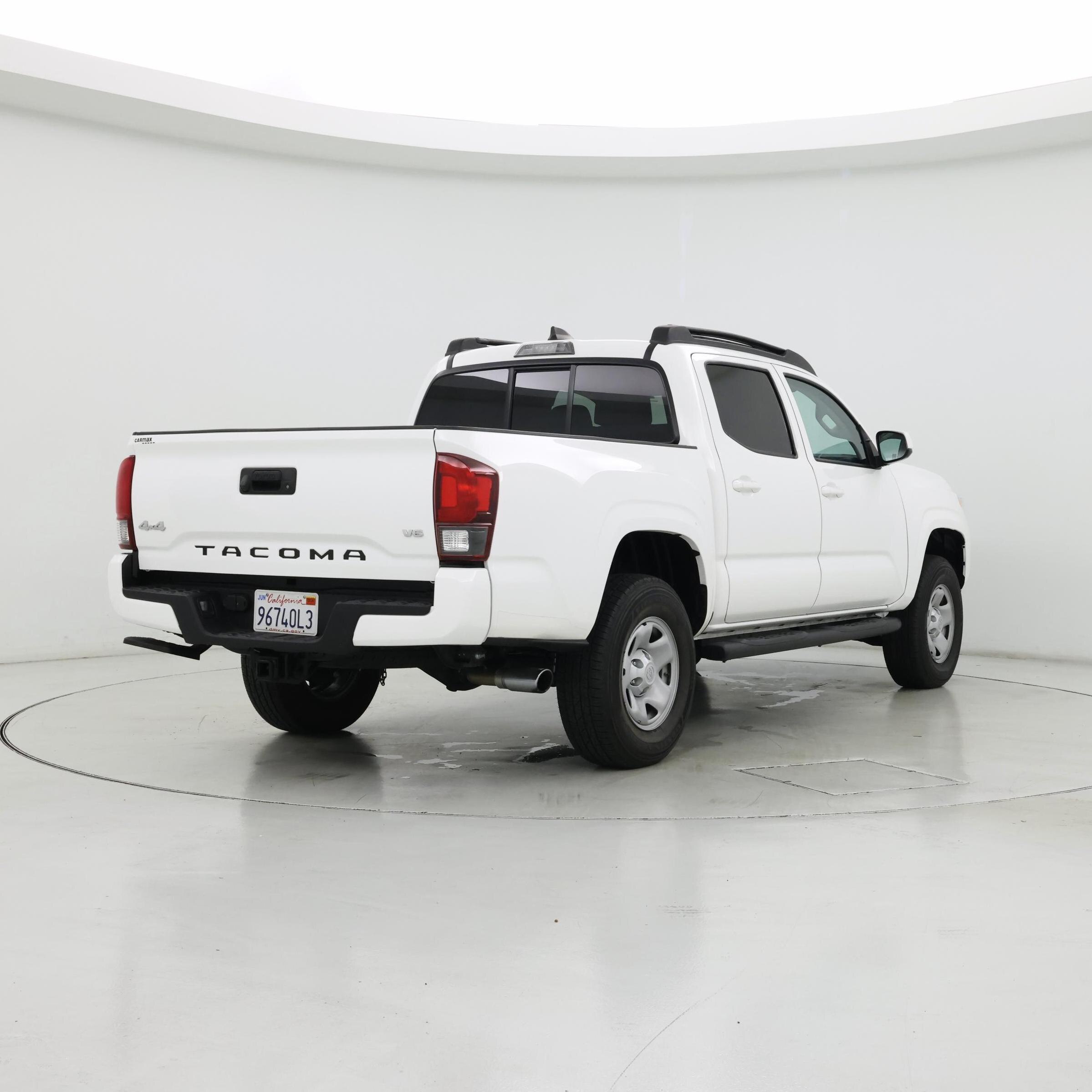 Thumbnail: 2022 Toyota Tacoma - 8