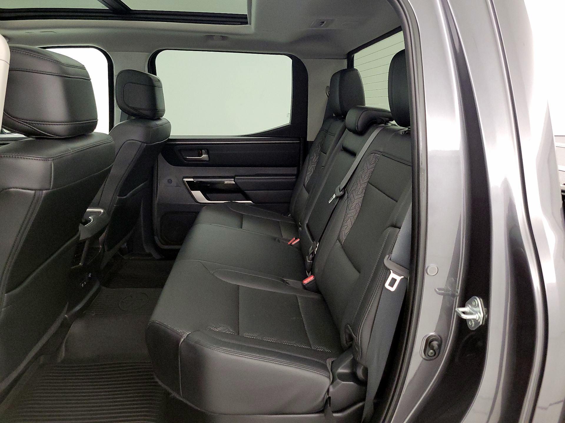 Thumbnail: 2022 Toyota Tundra - 20