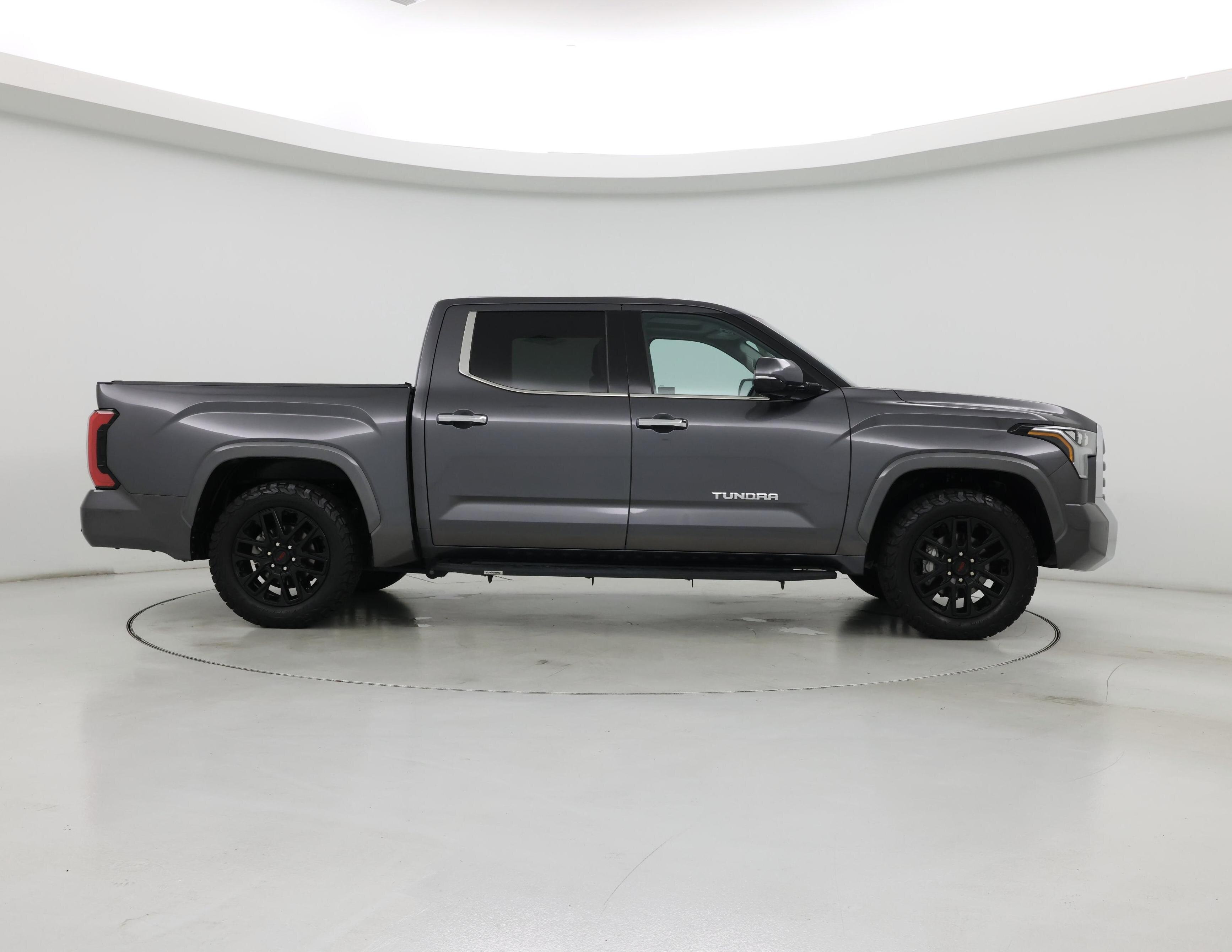 Thumbnail: 2022 Toyota Tundra - 7