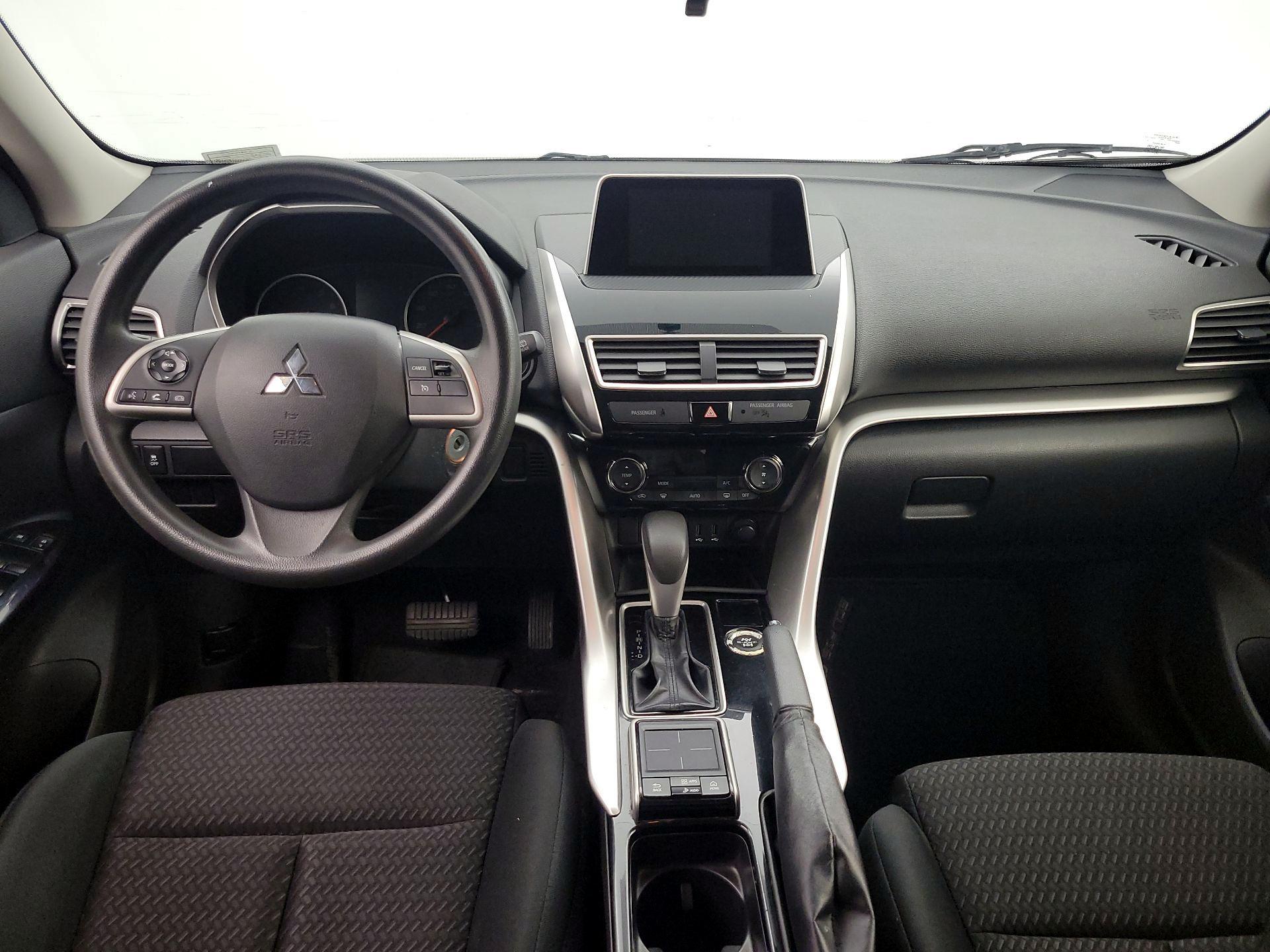 Thumbnail: 2019 Mitsubishi Eclipse Cross - 9