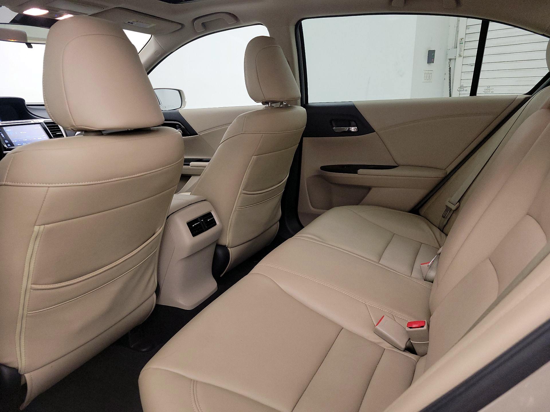 Thumbnail: 2016 Honda Accord - 20